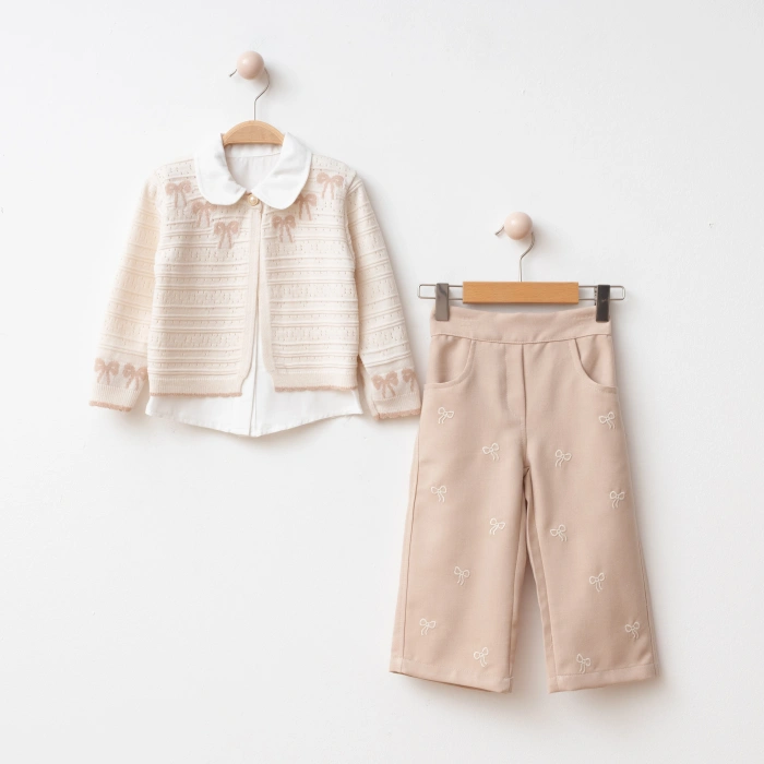 My Lusa Baby Özel Seri – Kurdele Nakış Detaylı Triko Hırka,Gömlek ve Geniş Kesim Pantolon 3lü Özel Kombin