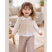 Kız Çocuk Çiçek İşlemeli Örgü Yelekli Pantolonlu 3’lü Takım - Kahverengi Ekose Desenli Premium Set