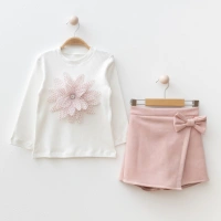 Çiçek Aksesuarlı Şort Etekli Kız Çocuk Takım