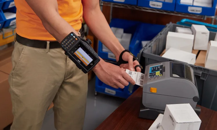 Giyilebilir Barkod Okuyucular ve Terminaller: E-Ticaret Depolarının Yeni Kahramanları