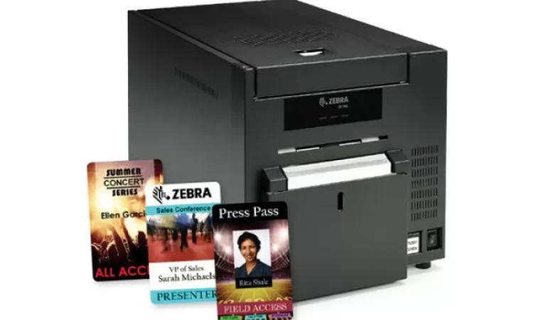 Zebra ZC10L Kart Yazıcı: Etkinlikler İçin Büyük Formatlı Kimlik ve Geçiş Kartları