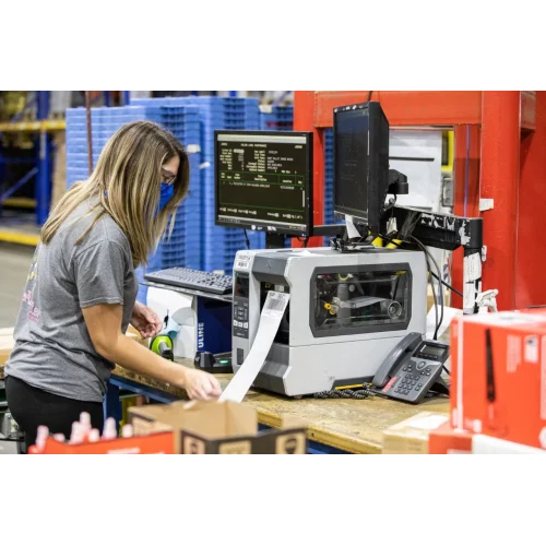 ZEBRA Termal Transfer Barkod Etiket Yazıcı ZT610 4 203 Dpi Kablosuz 802.11ac Sıyırıcı Renkli Dokunmatik Ekran Parça No: ZT61042-T0EC100Z