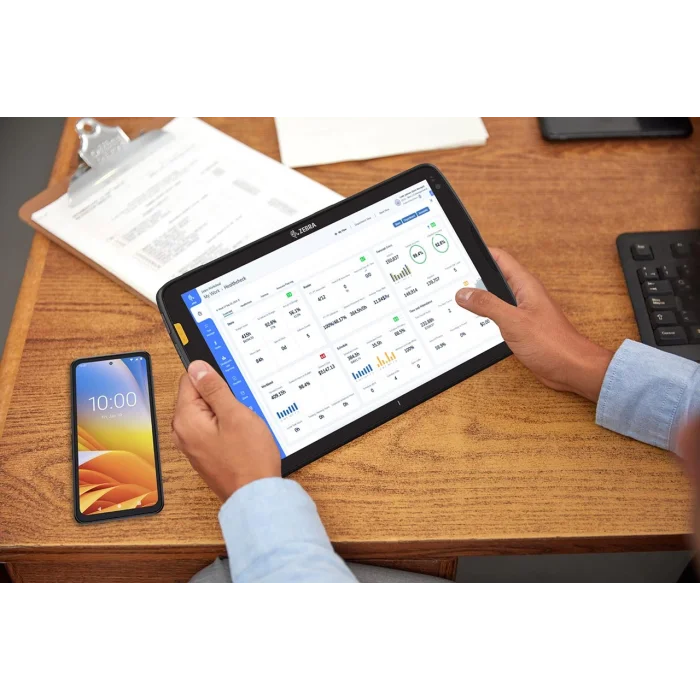 ZEBRA ET40AB-001C1B0-TR Dayanıklı Tablet, 10.1 WUXGA Ekran, WiFi 6, SE4100 Tarayıcı, 4GB RAM/64GB, 5MP/13MP Kameralar, NFC, IP65, Android GMS