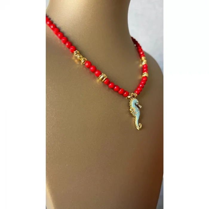 Mercan Deniz Atı Uçlu Kolye