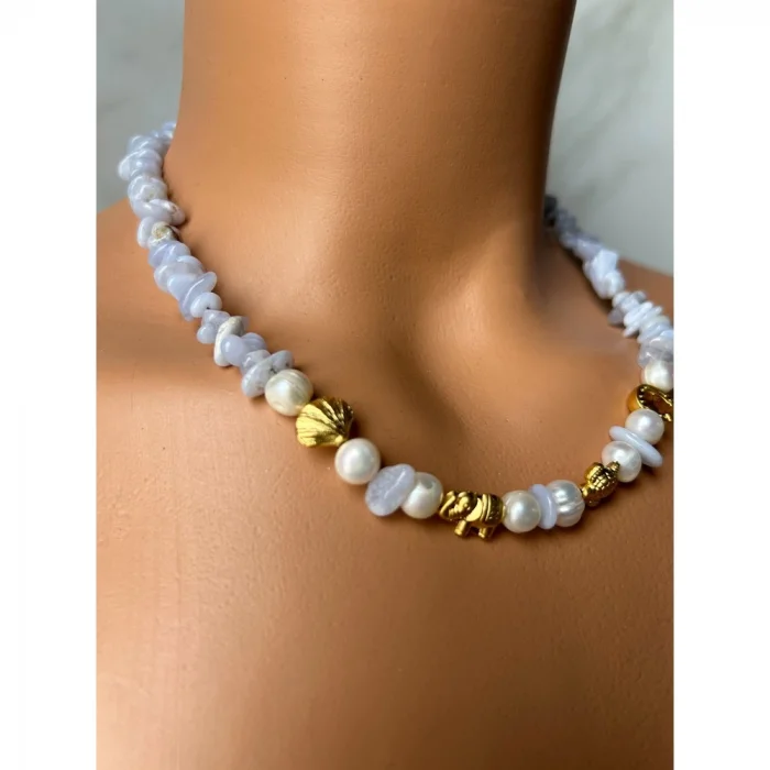 Mavi Kuvars İnci Şans Aparatlı Kolye