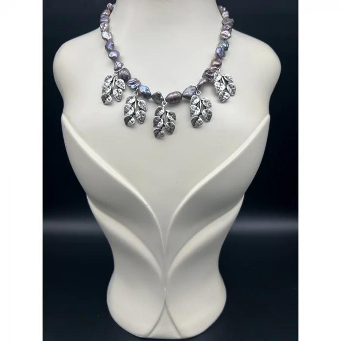 Antrasit Yaprak Model Kolye