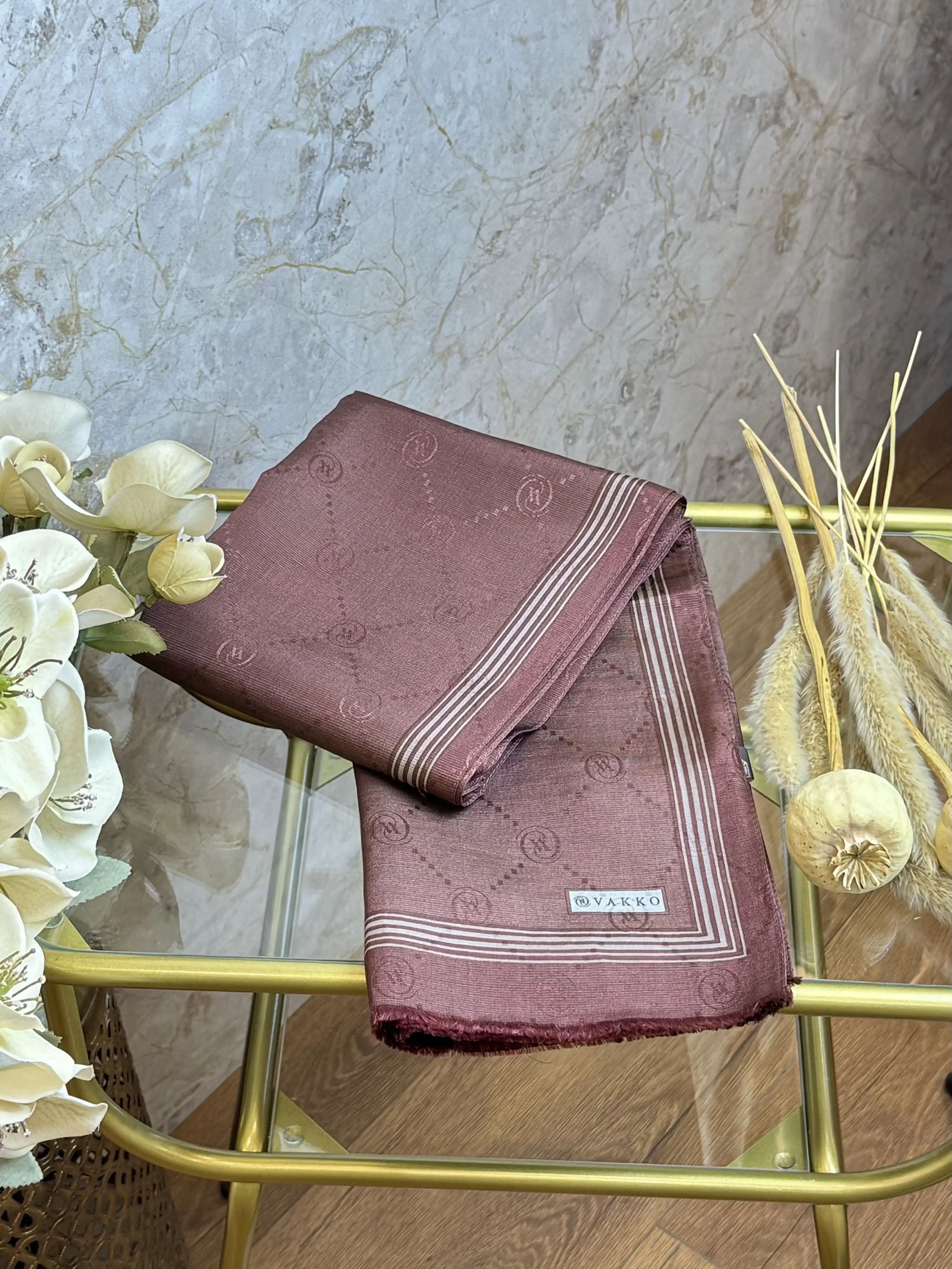 VAKKO Kahve Renk Monogram Pamuk İpek Bordürlü Şal