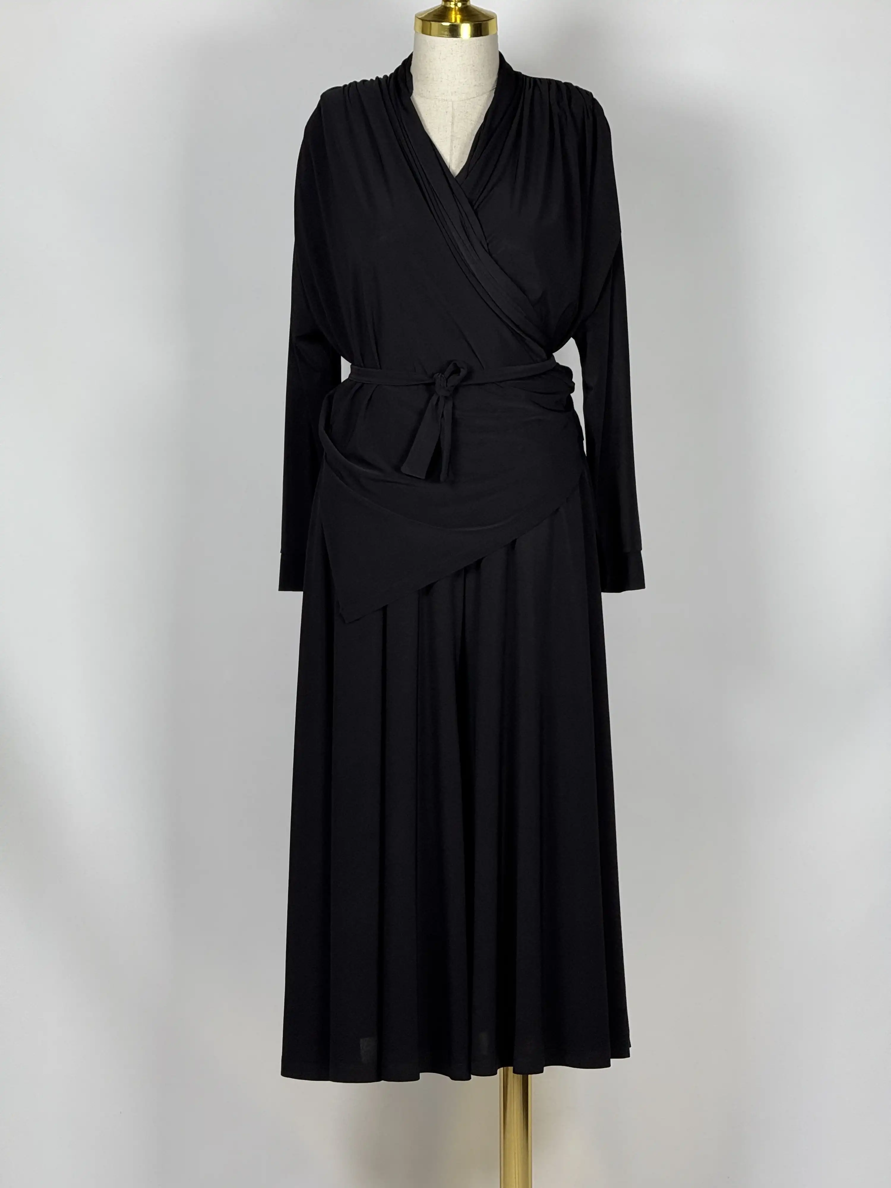 MY312 Siyah Renk Bağlamalı Takım