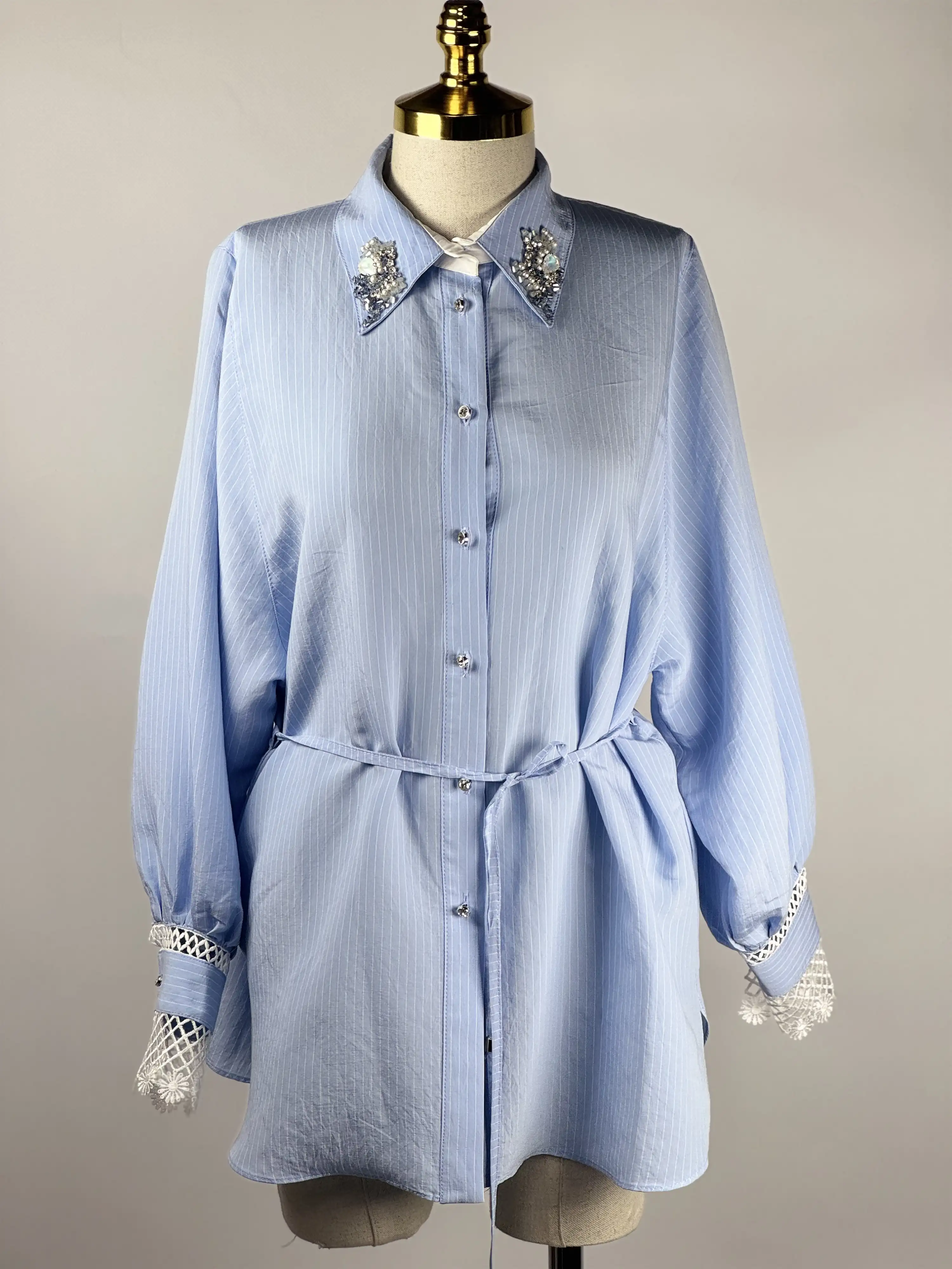 MY312 Mavi Renk Dantelli Taşlı Çizgili Gömlek