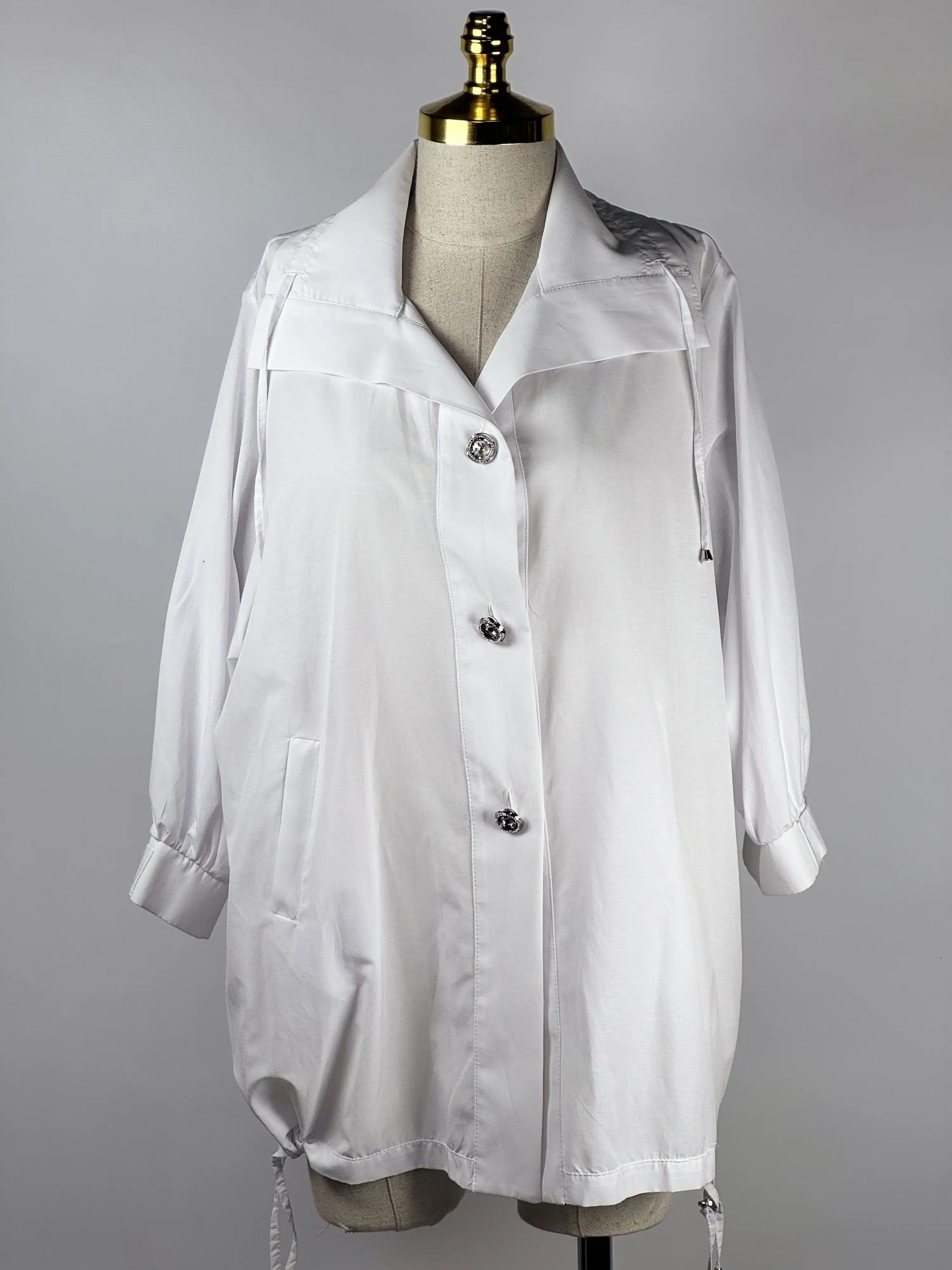 MY312 Ekru Renk Önü Düğmeli Kap