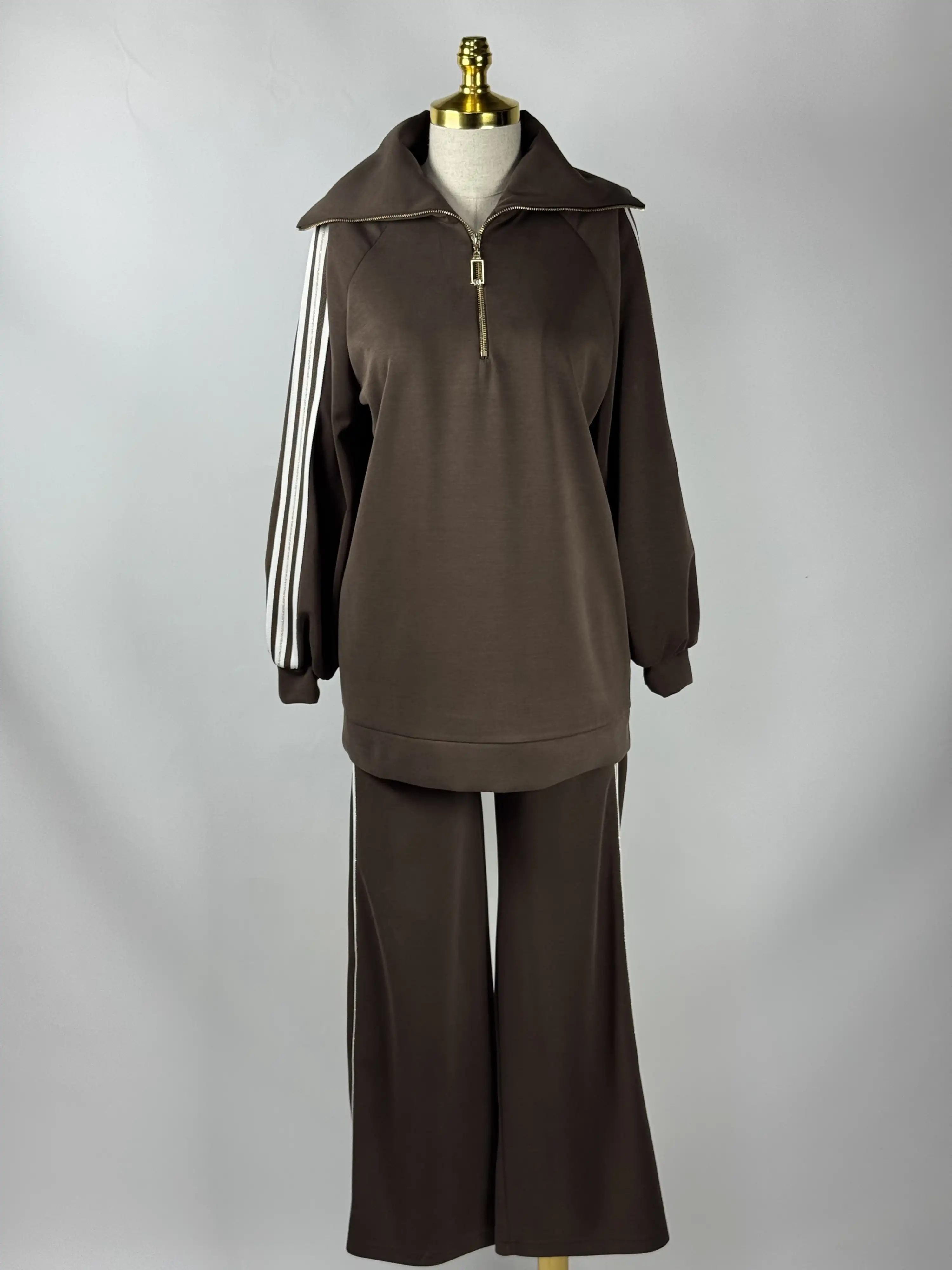 NUSS Kahve Renk Takım