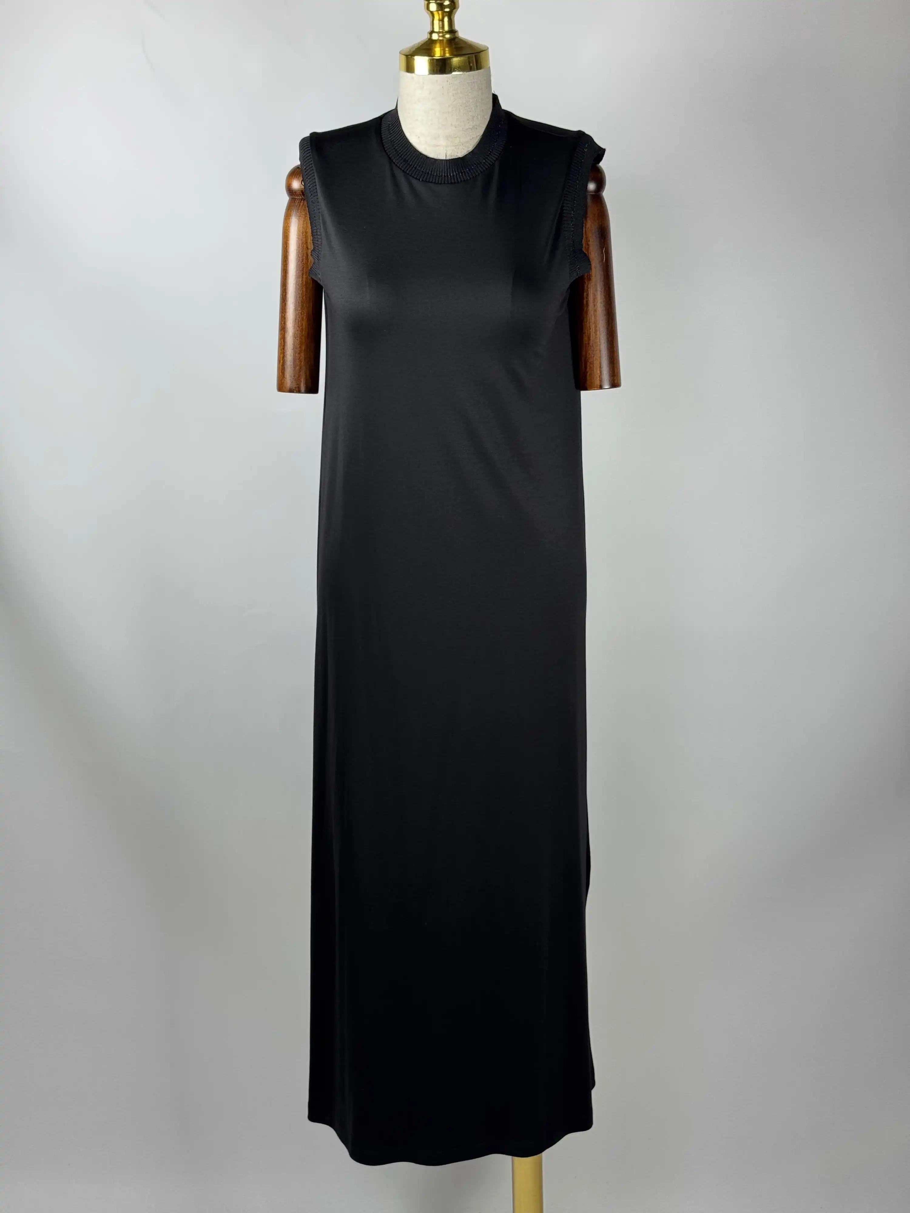 GHİSA Siyah Renk Kolsuz İçlik Elbise