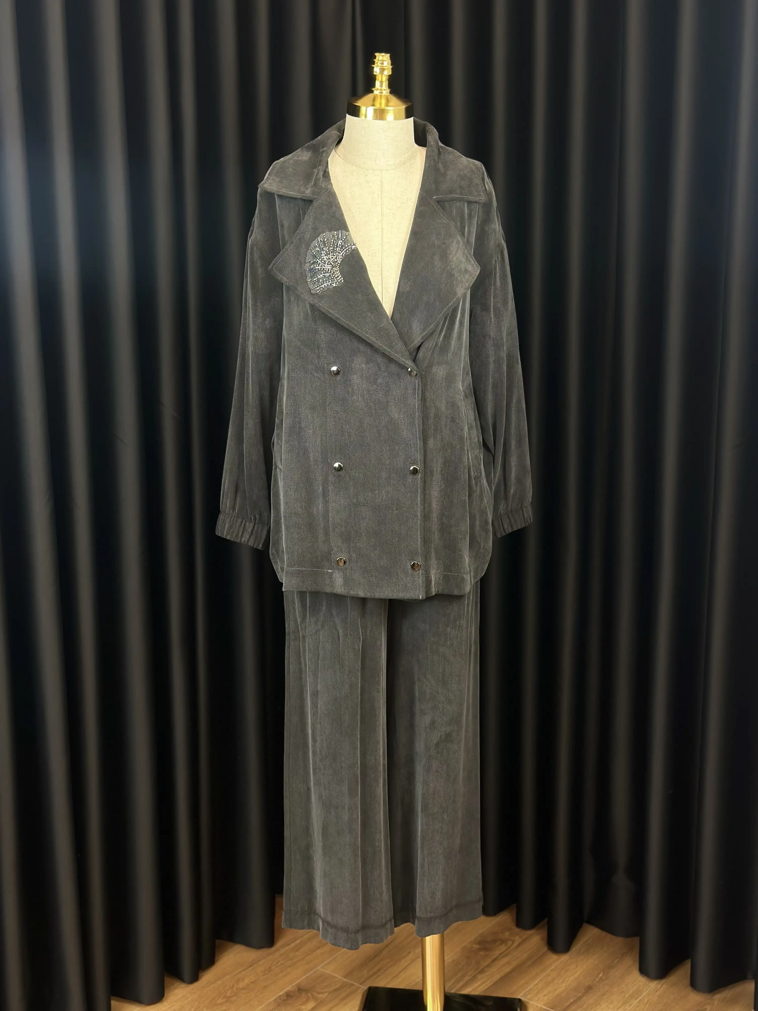 NUSS Siyah Renk Takım