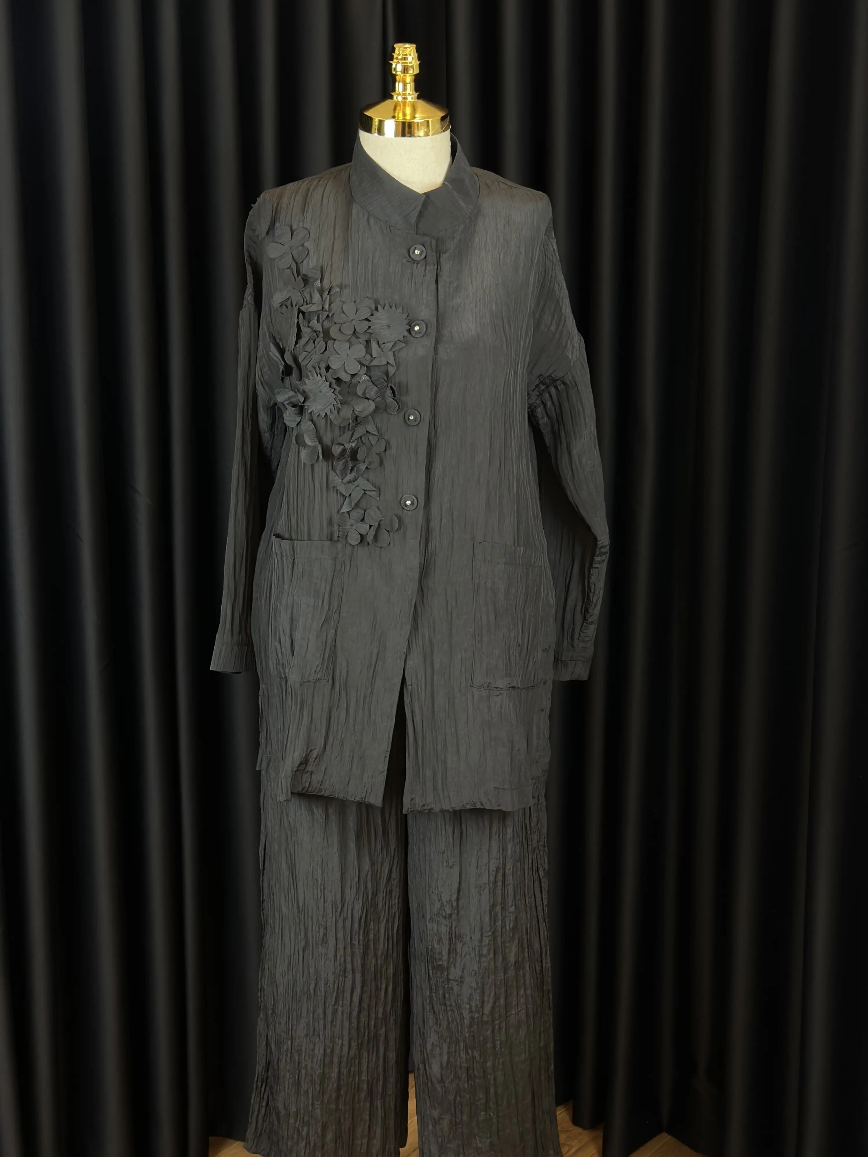 GHİSA Siyah Renk Takım