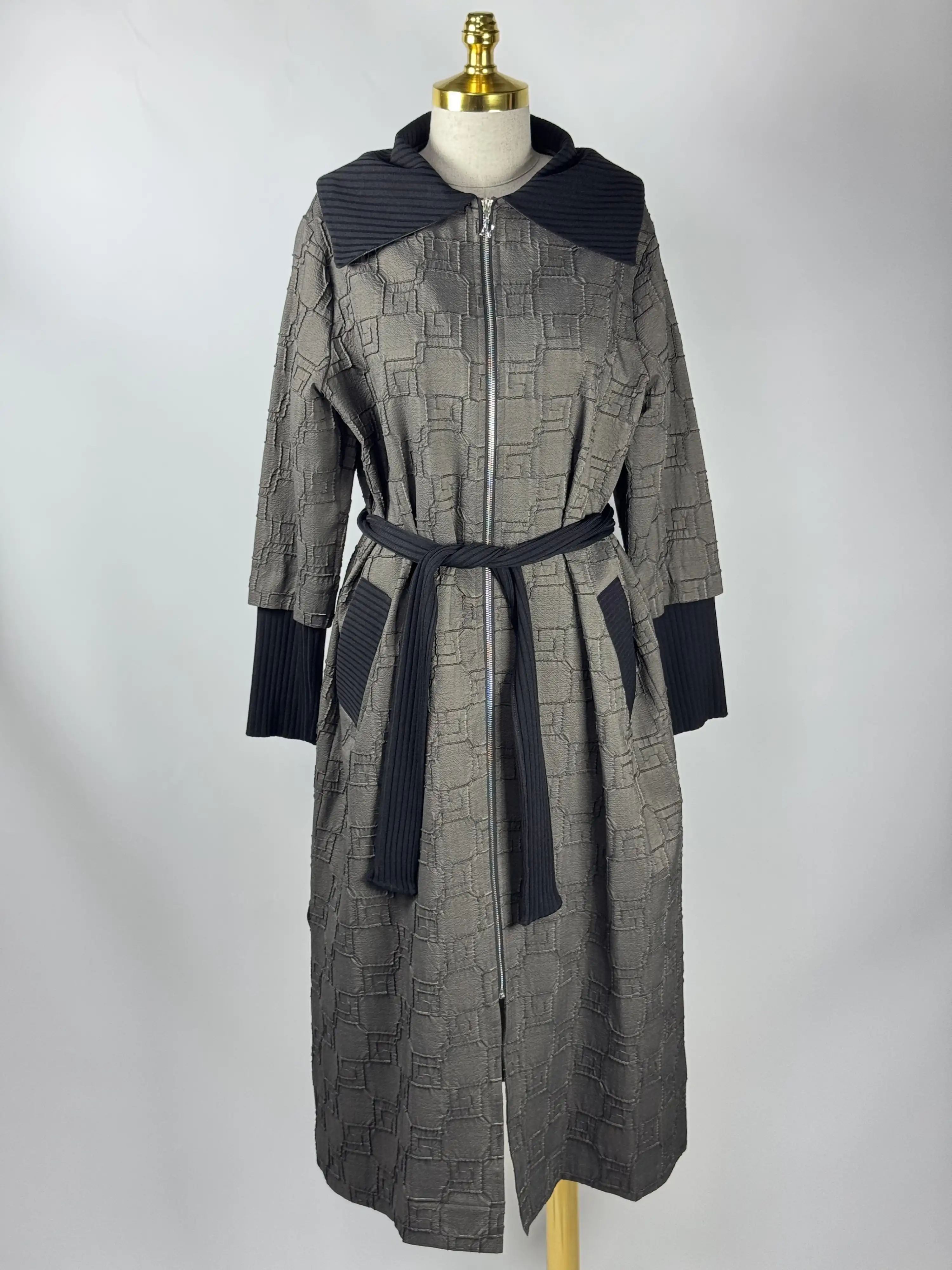 NUSS Antrasit Renk Pardesü