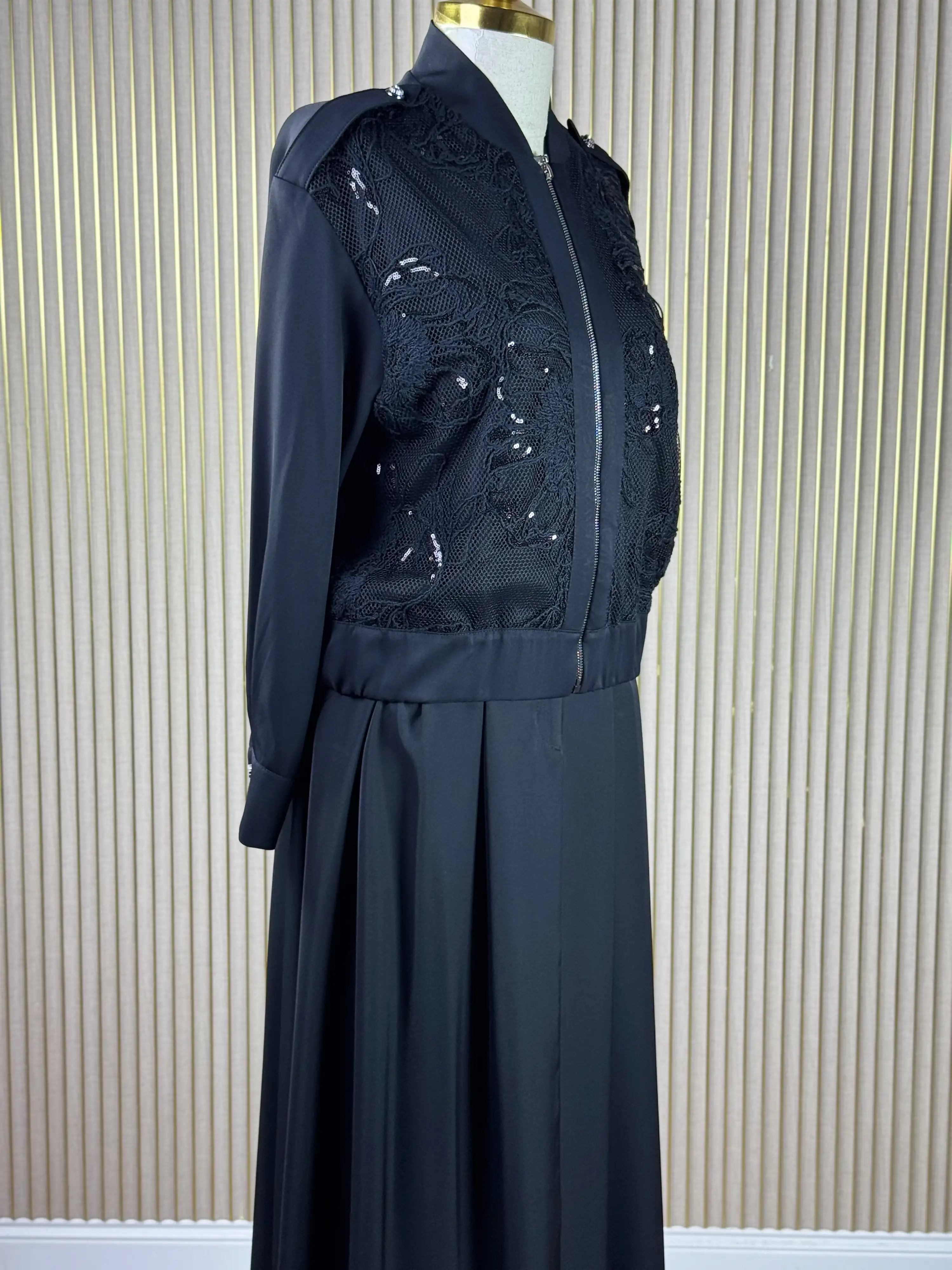 MY312 Siyah Renk Dantelli Fermuarlı Takım