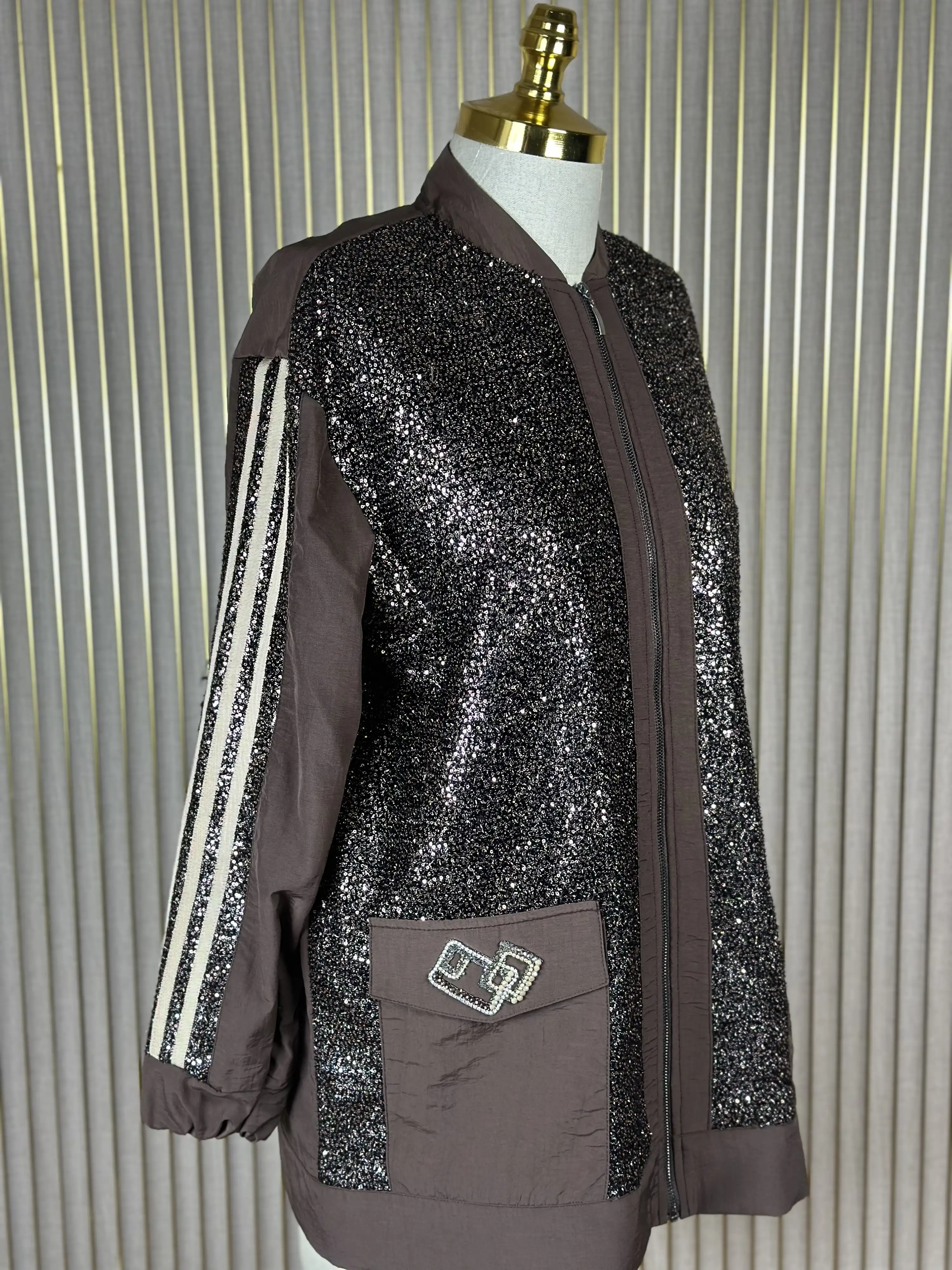 MY312 Kahve Renk Arkası Taşlı Bomber Ceket