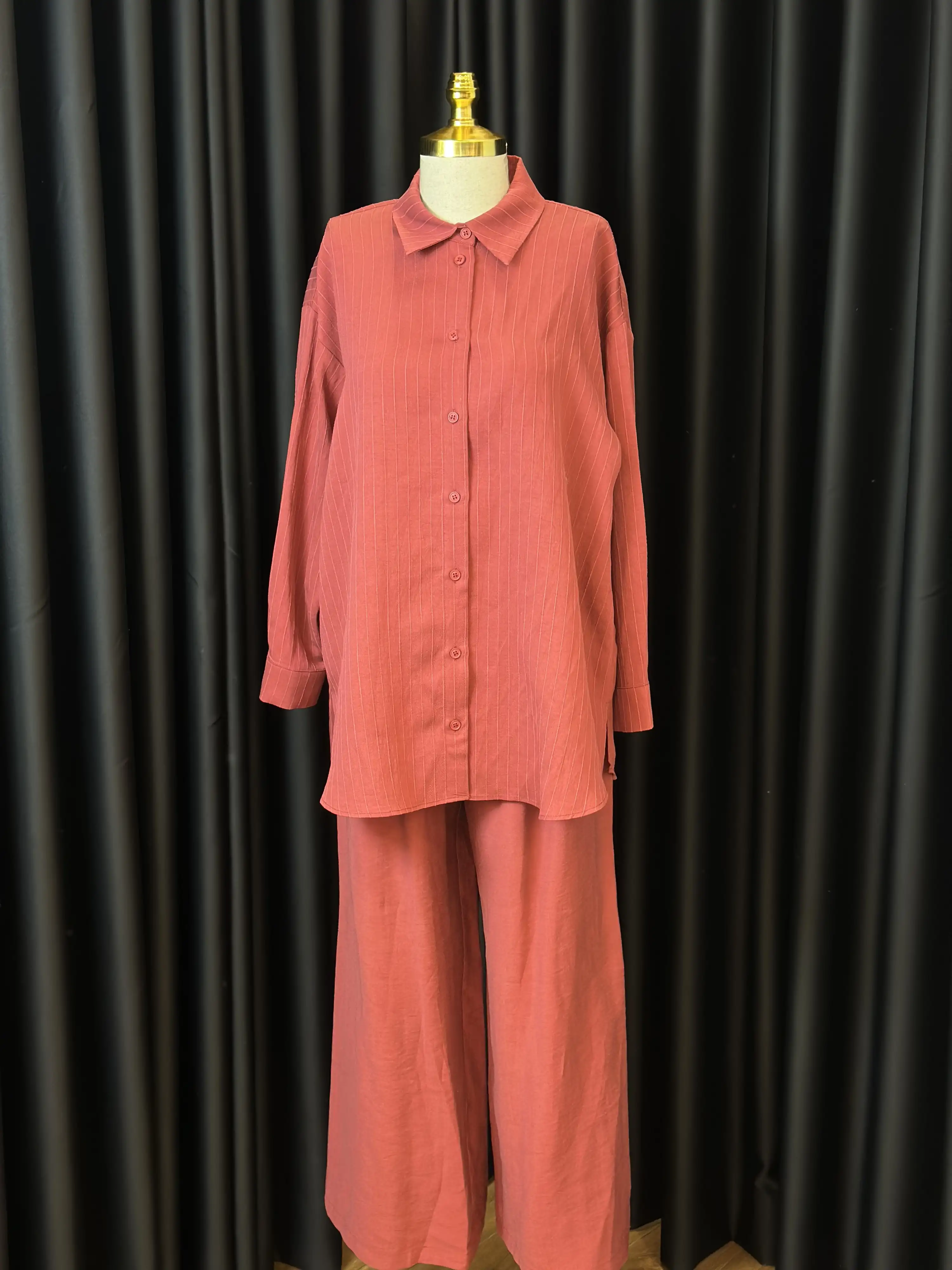 NUSS PLUM Red Plum Renk Takım