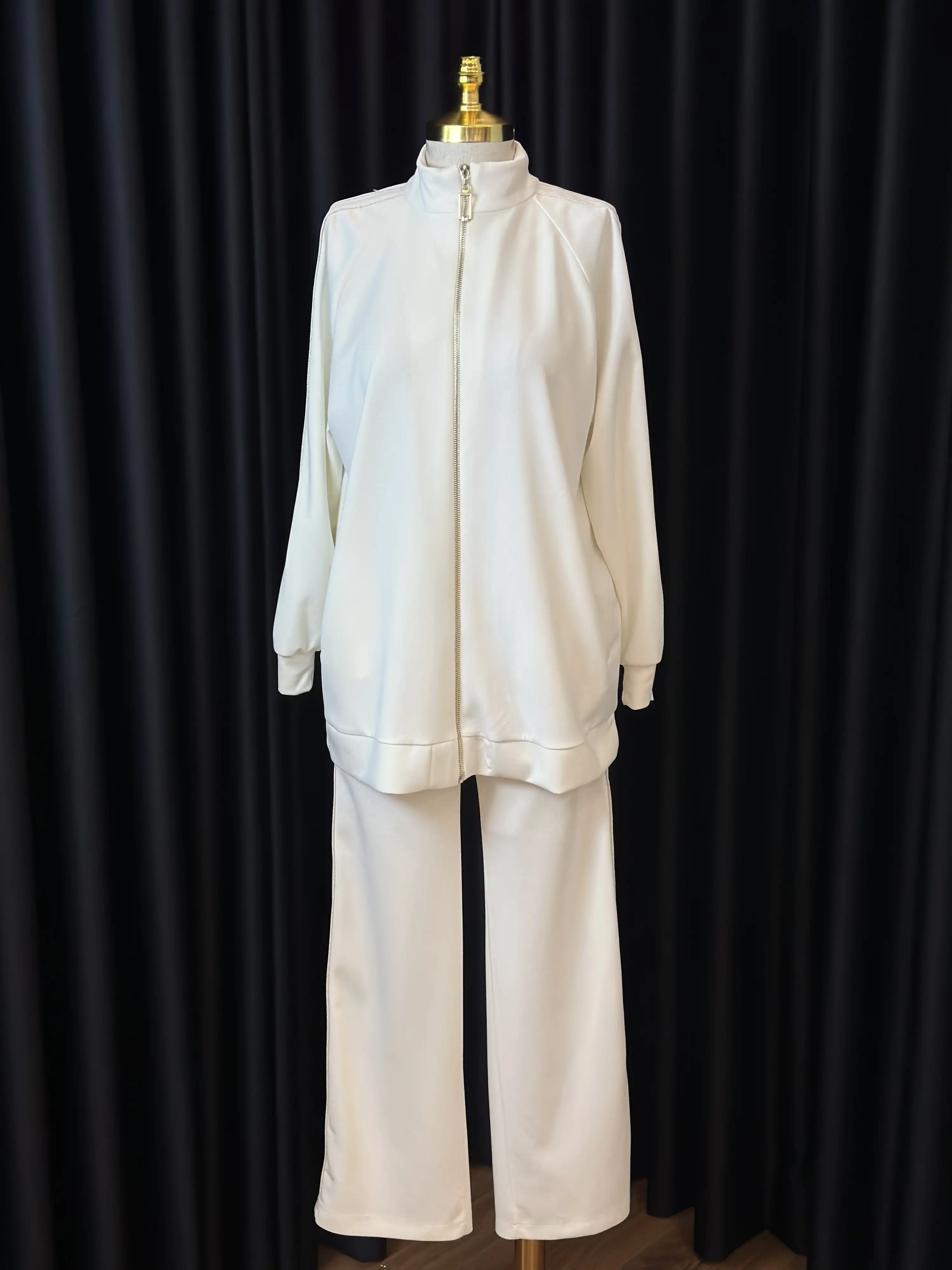 NUSS Ekru Renk Takım