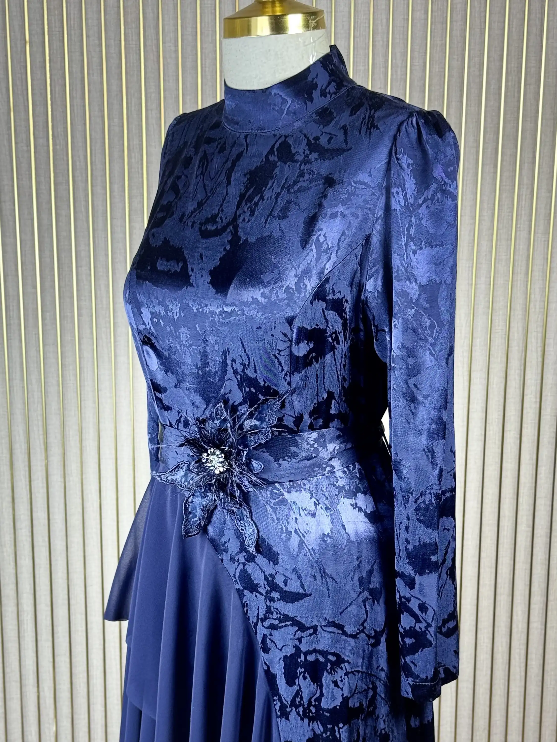 MY312 Lacivert Renk Şifon Detaylı Jakarlı Elbise