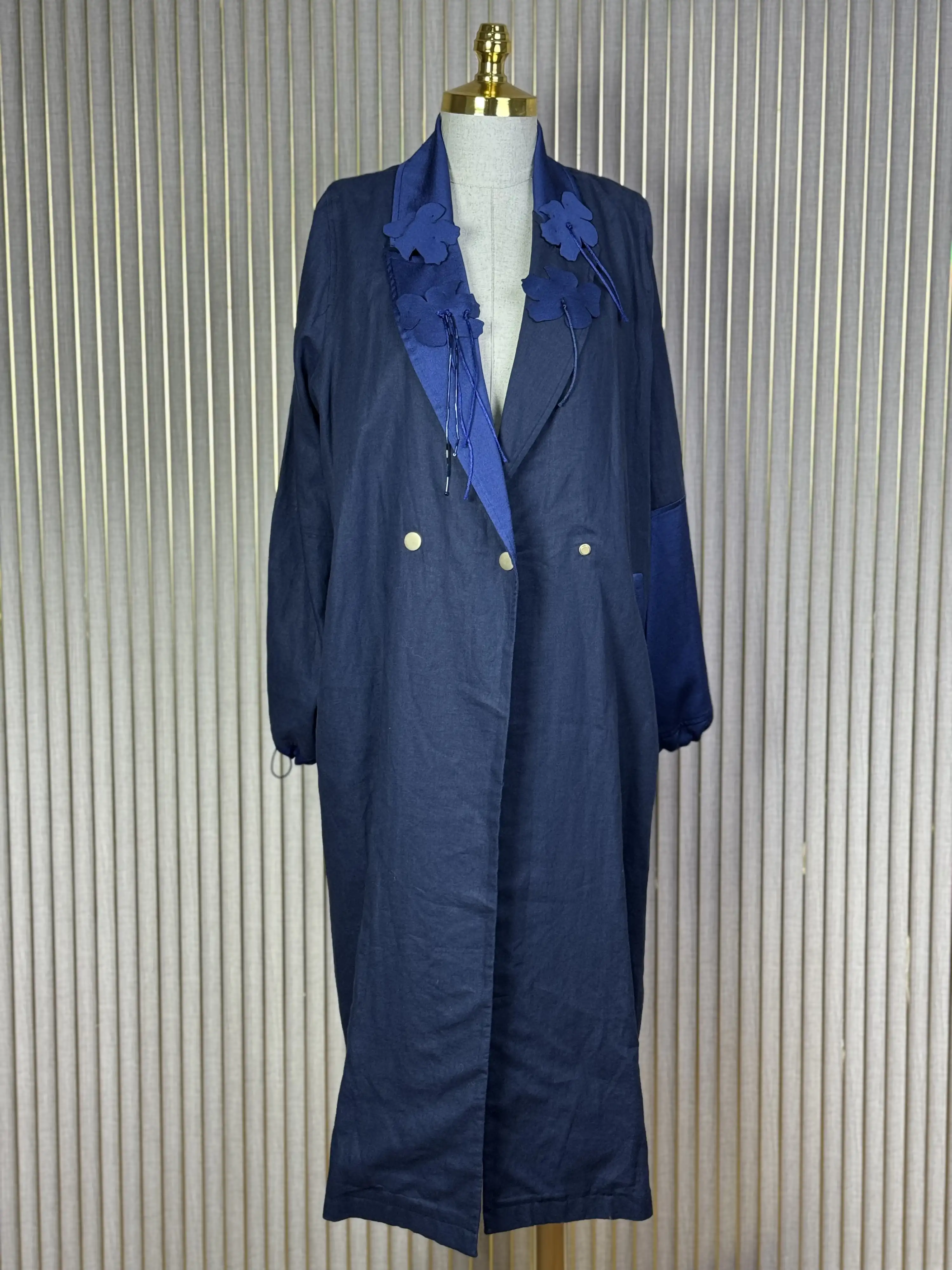 GHİSA Lacivert Renk Kap