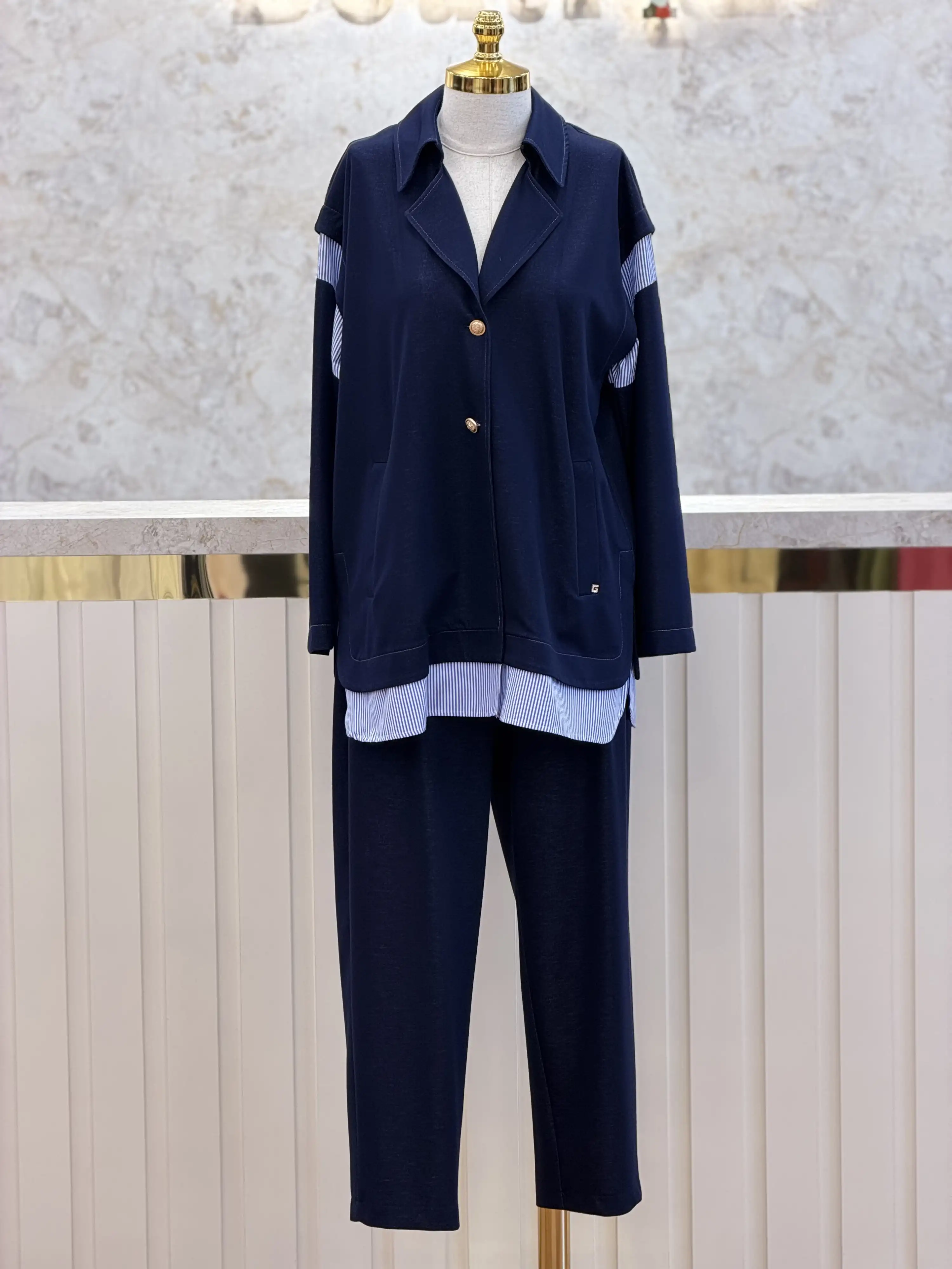 GHİSA Lacivert Renk Takım