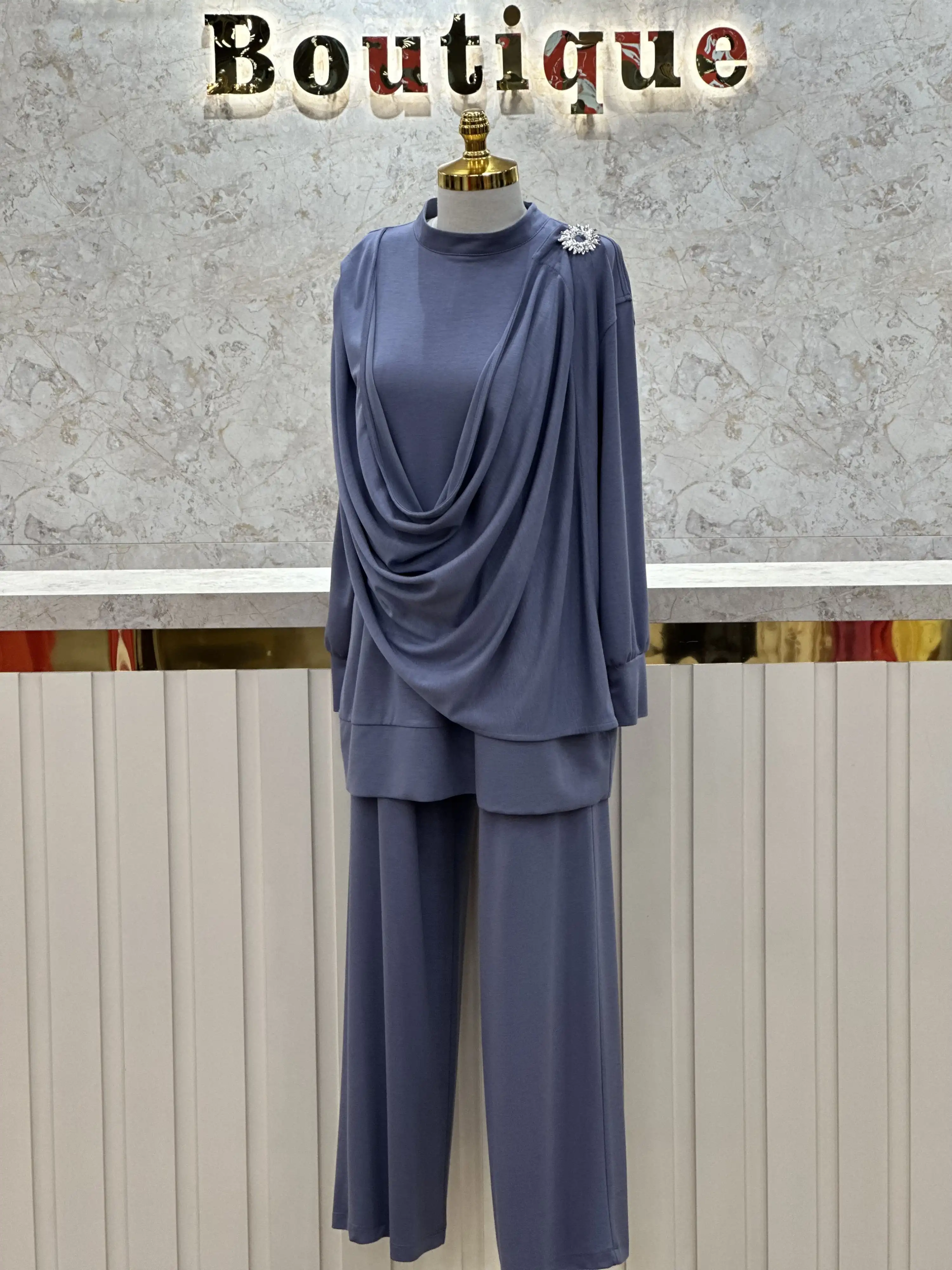 MY312 İndigo Renk Omuz Aksesuarlı Takım