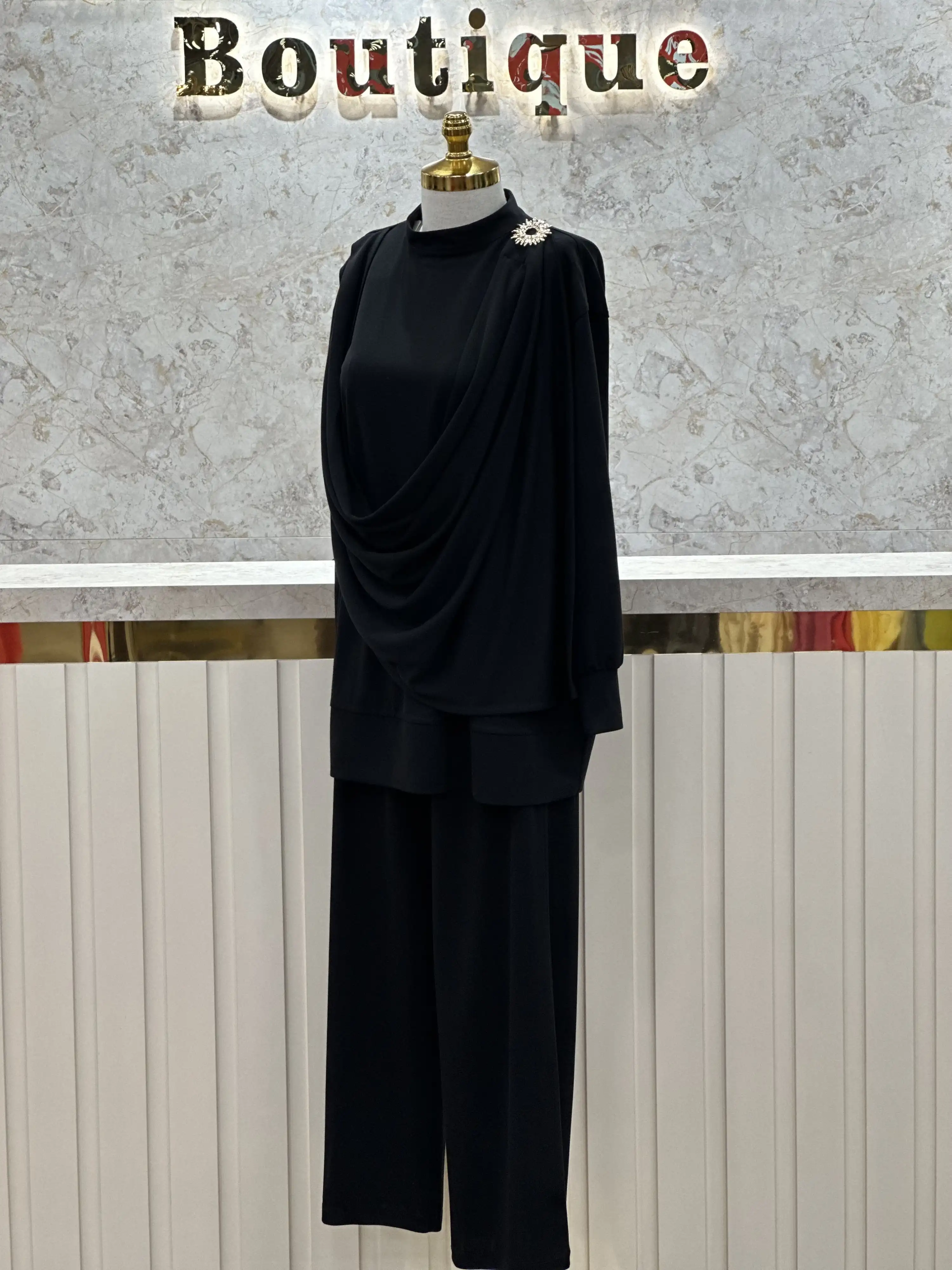 MY312 Siyah Renk Omzu Aksesuarlı Örme Takım