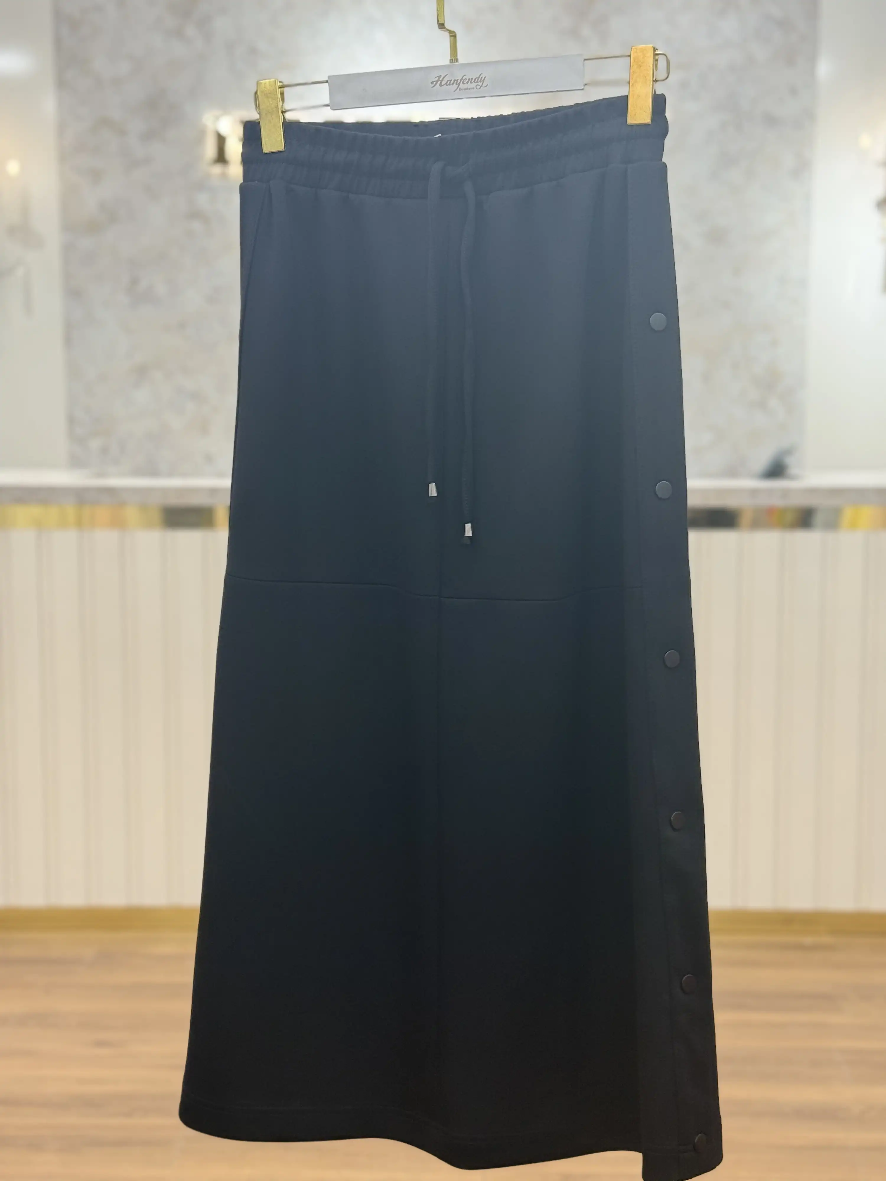 SENTEZ Siyah Renk Soft Yanı Çıtçıtlı Etek