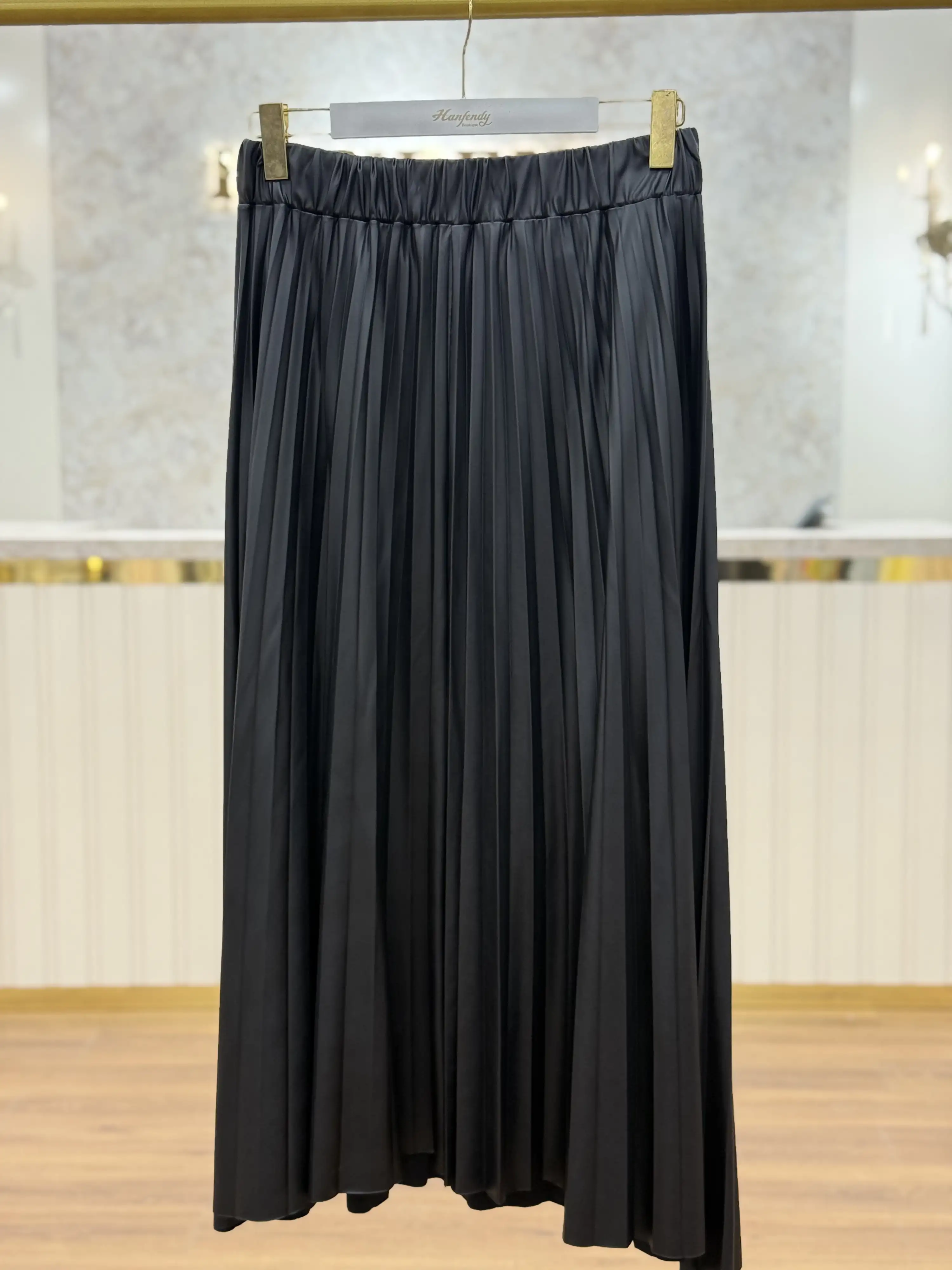 FUAT GÜRŞEN Siyah Renk Deri Pileli Etek