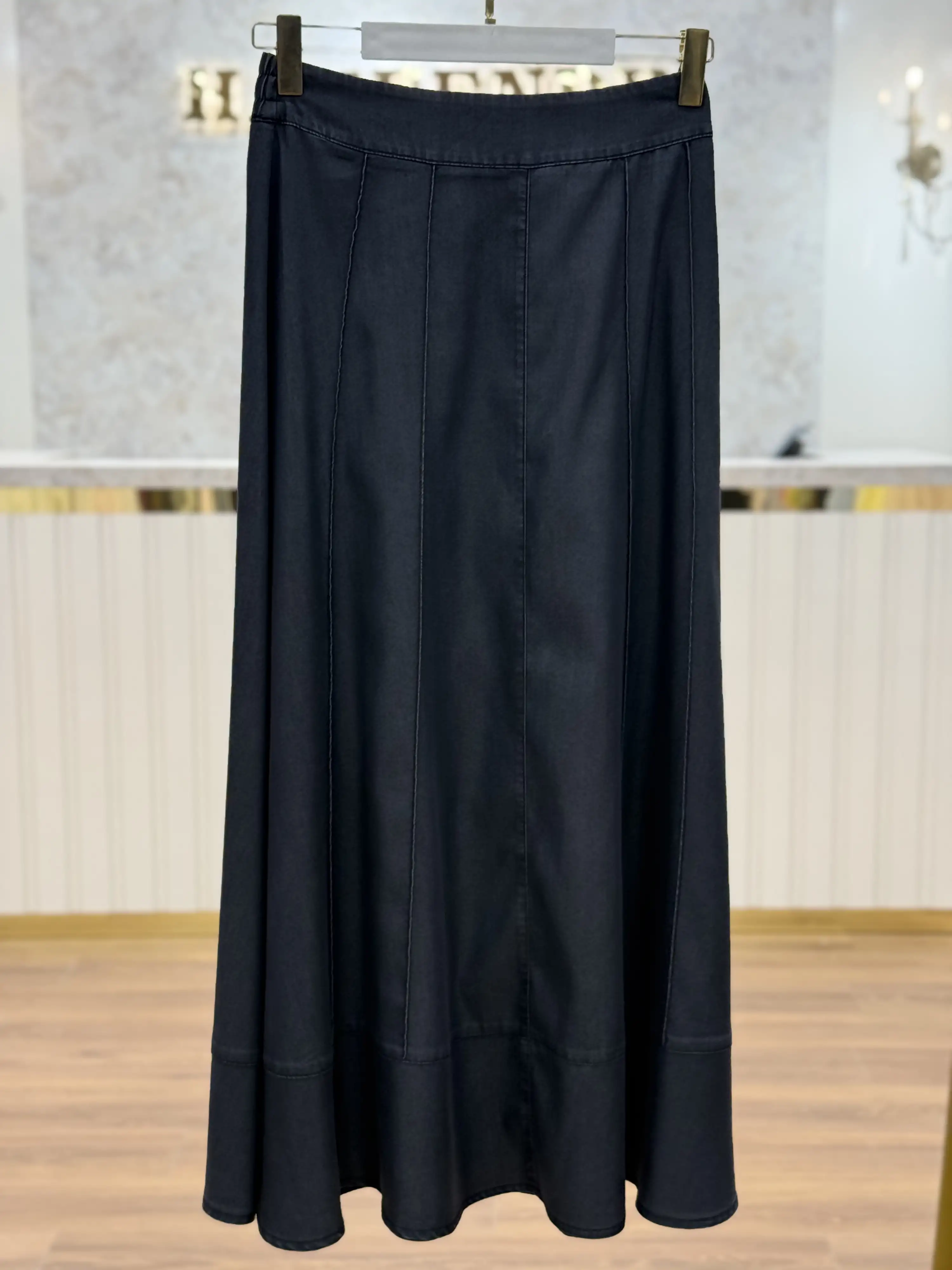 SENTEZ Siyah Renk Nora Tensel Nevrülü Etek