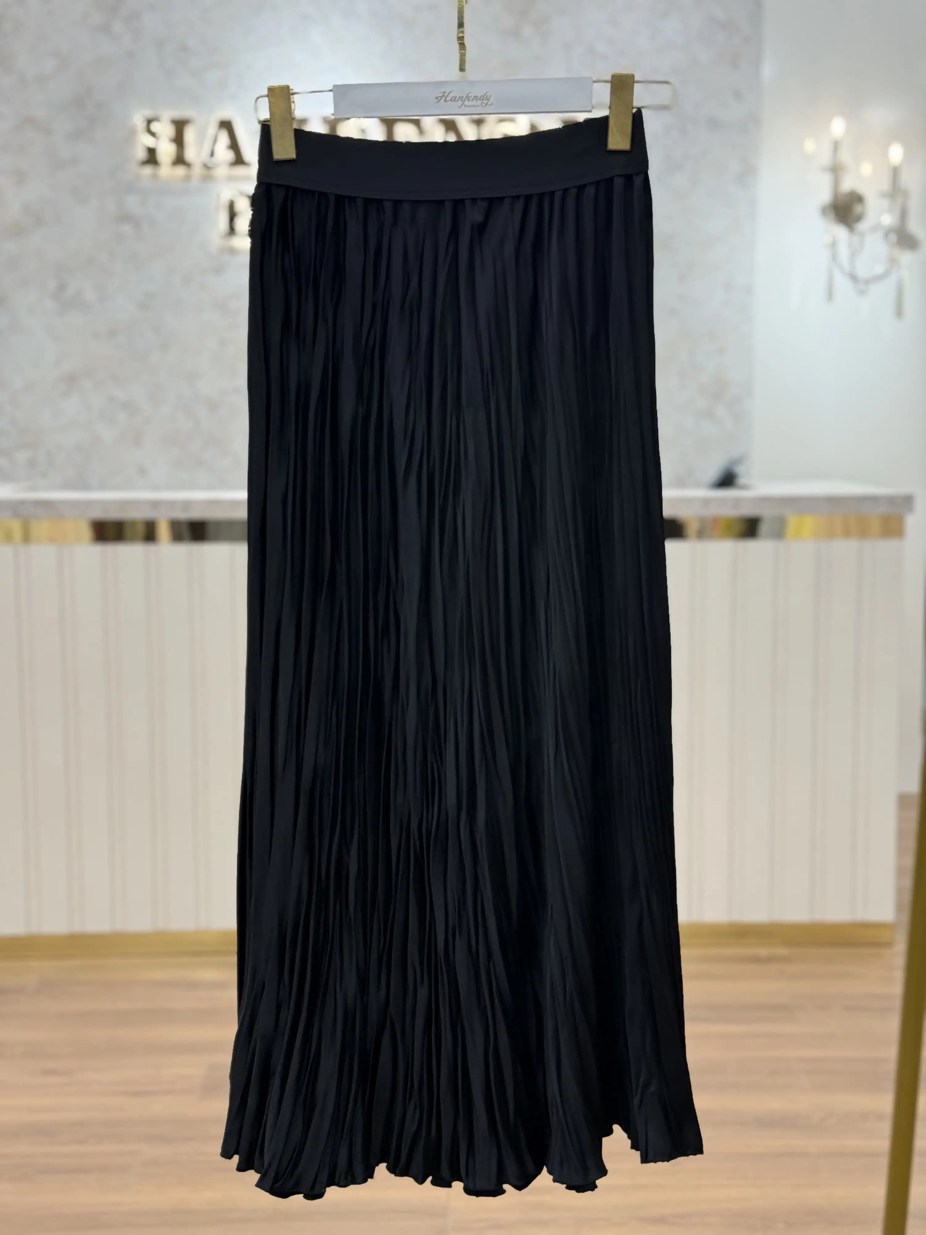 SENTEZ Siyah Renk Saten Kırıştırma Etek