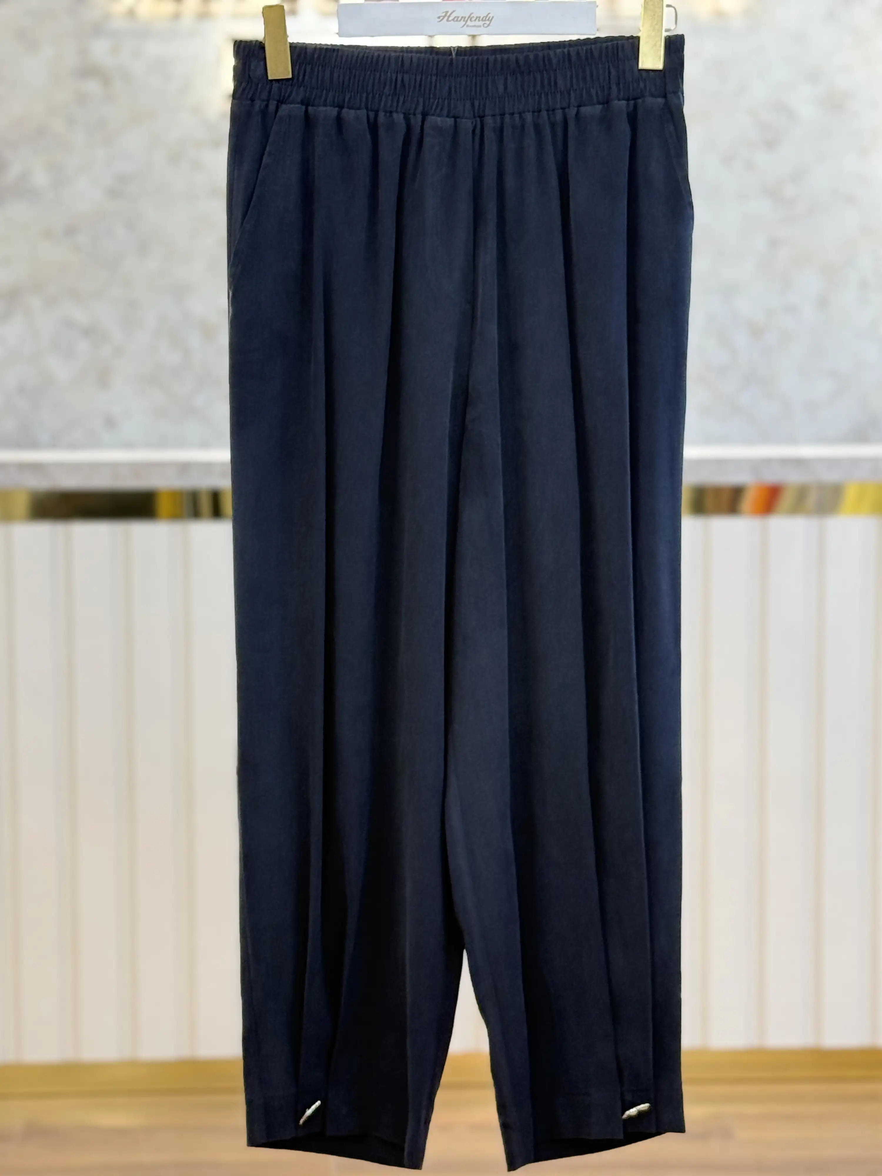 SENTEZ Siyah Renk Titan Paça Pile Düğmeli Rahat Pantolon