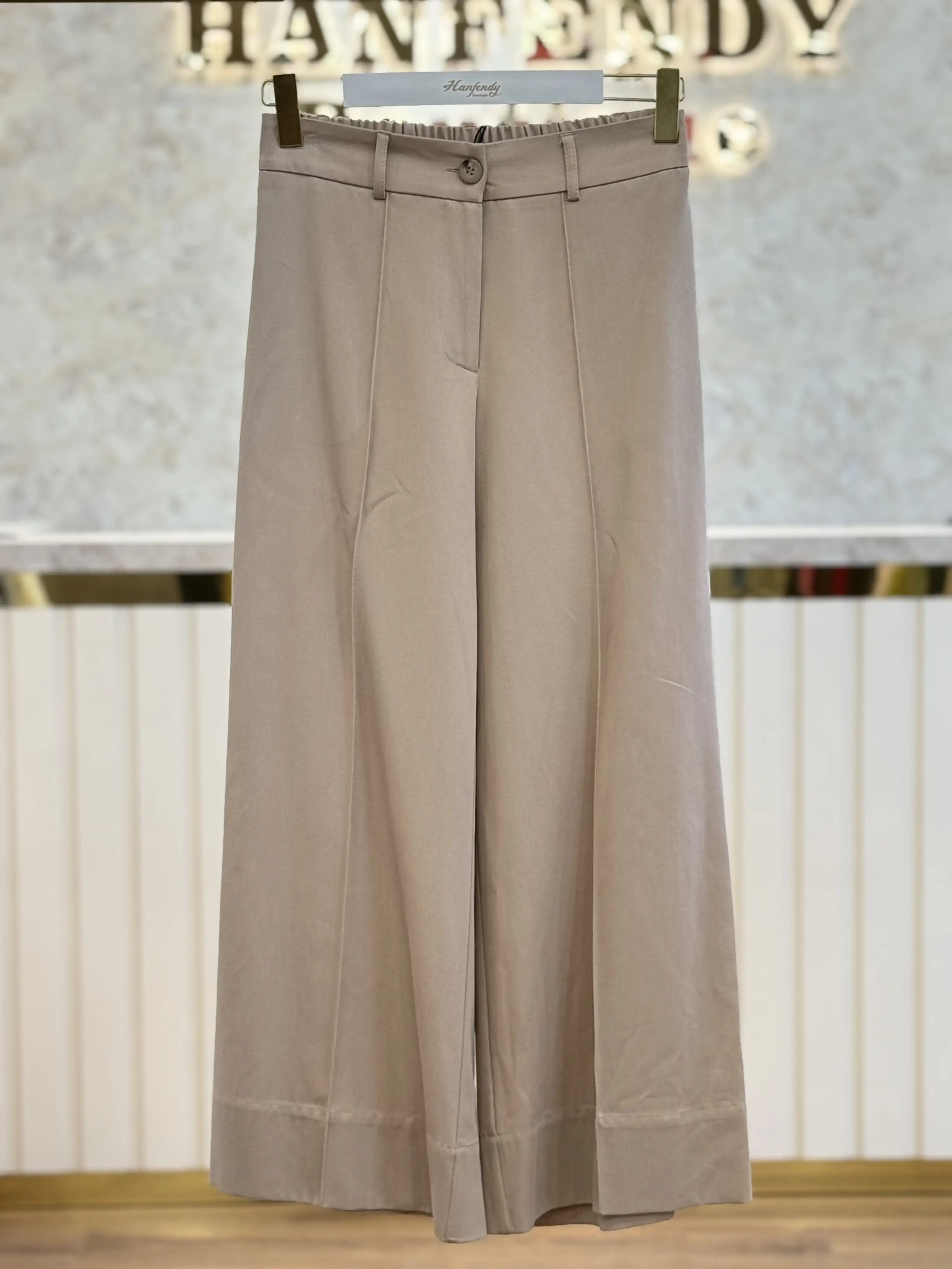 SENTEZ Bej Renk Puma Kısa Geniş Paça Pantolon