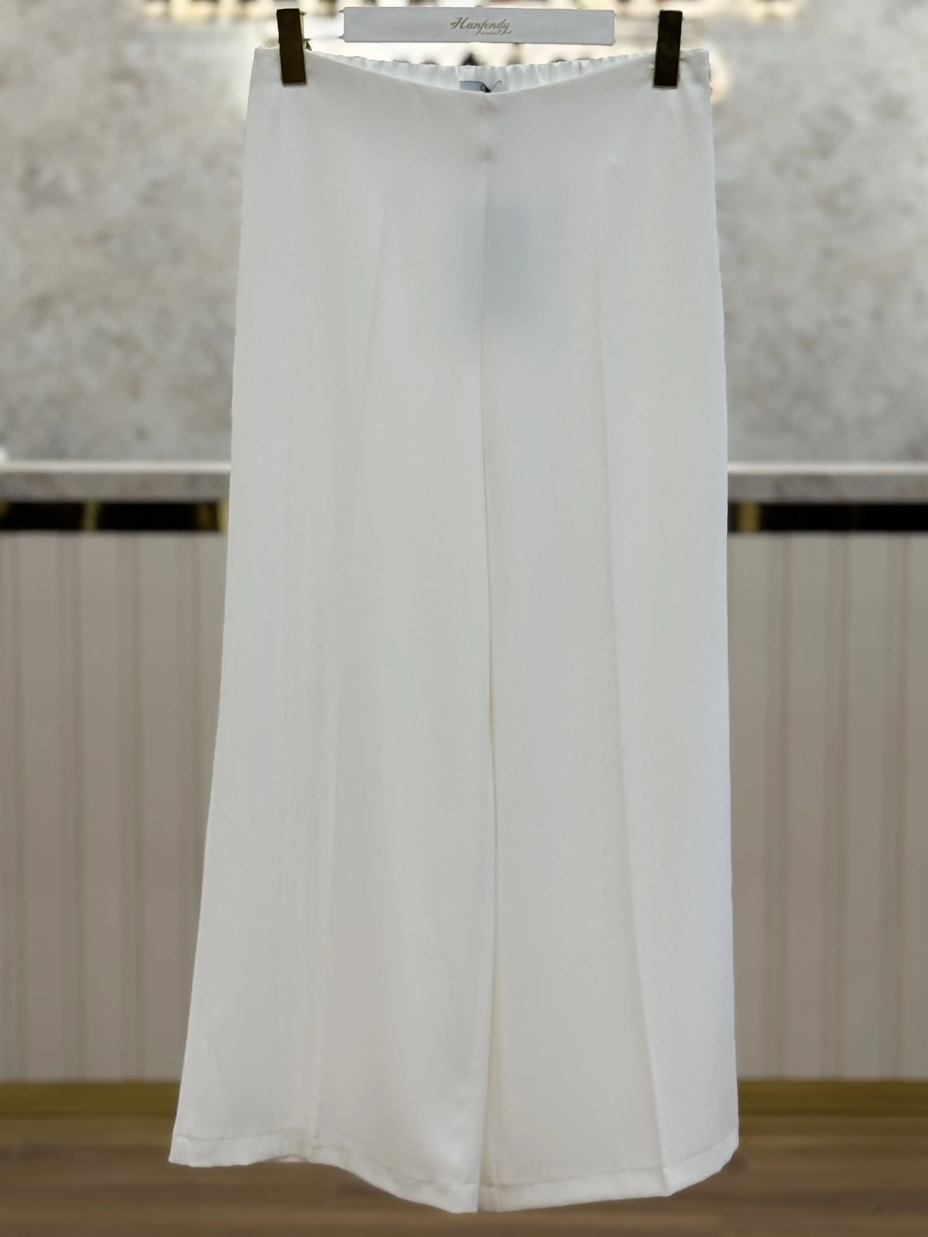 SENTEZ Ekru Renk Arkası Lastikli Kısa Geniş Paça Pantolon