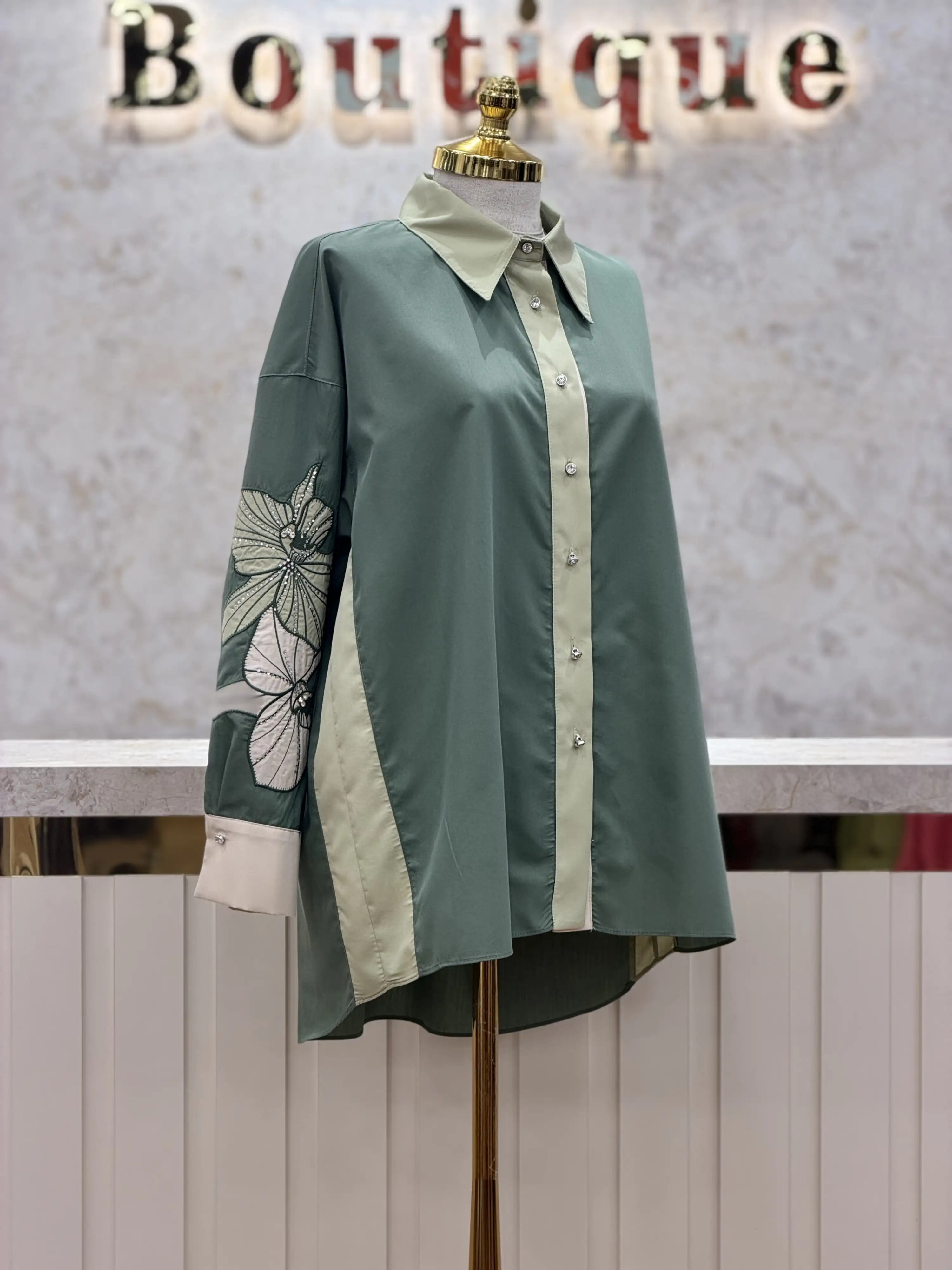 MY312 Haki Renk Kolları Nakışlı Taşlı Gömlek