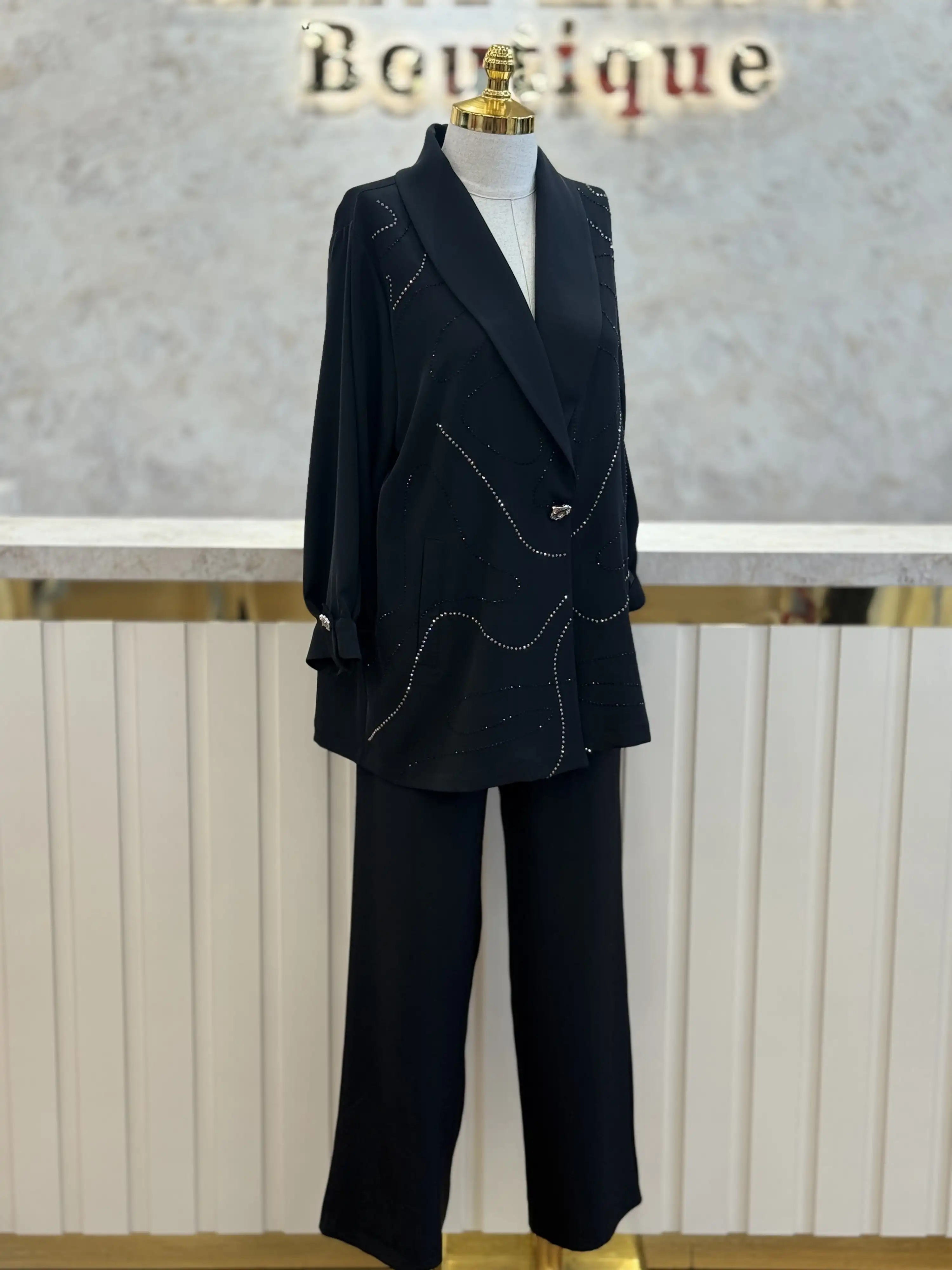 MY312 Siyah Renk Önü Taşlı Takım