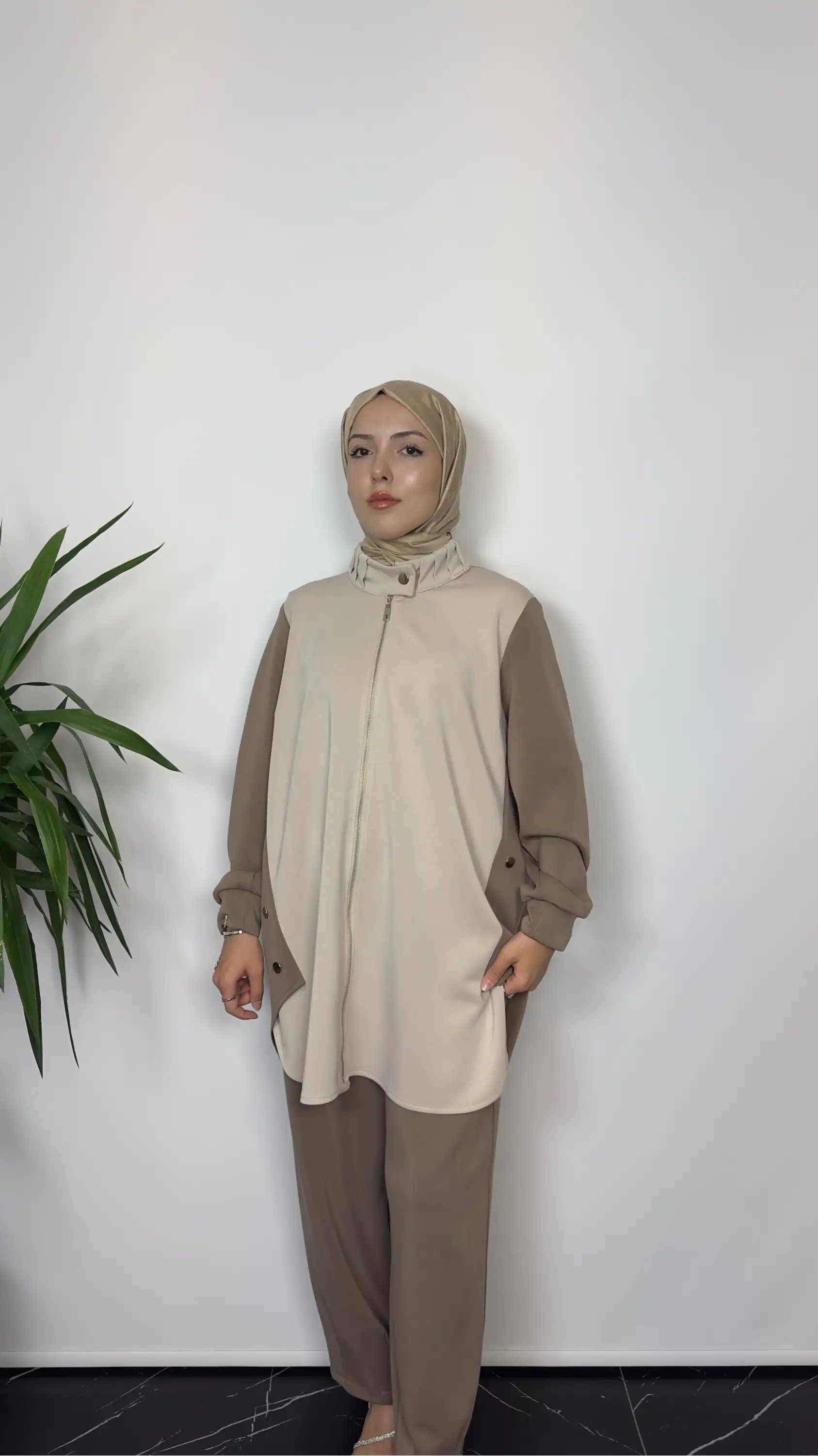 FUAT GÜRŞEN Bej-Kahve Çift Renk Takım