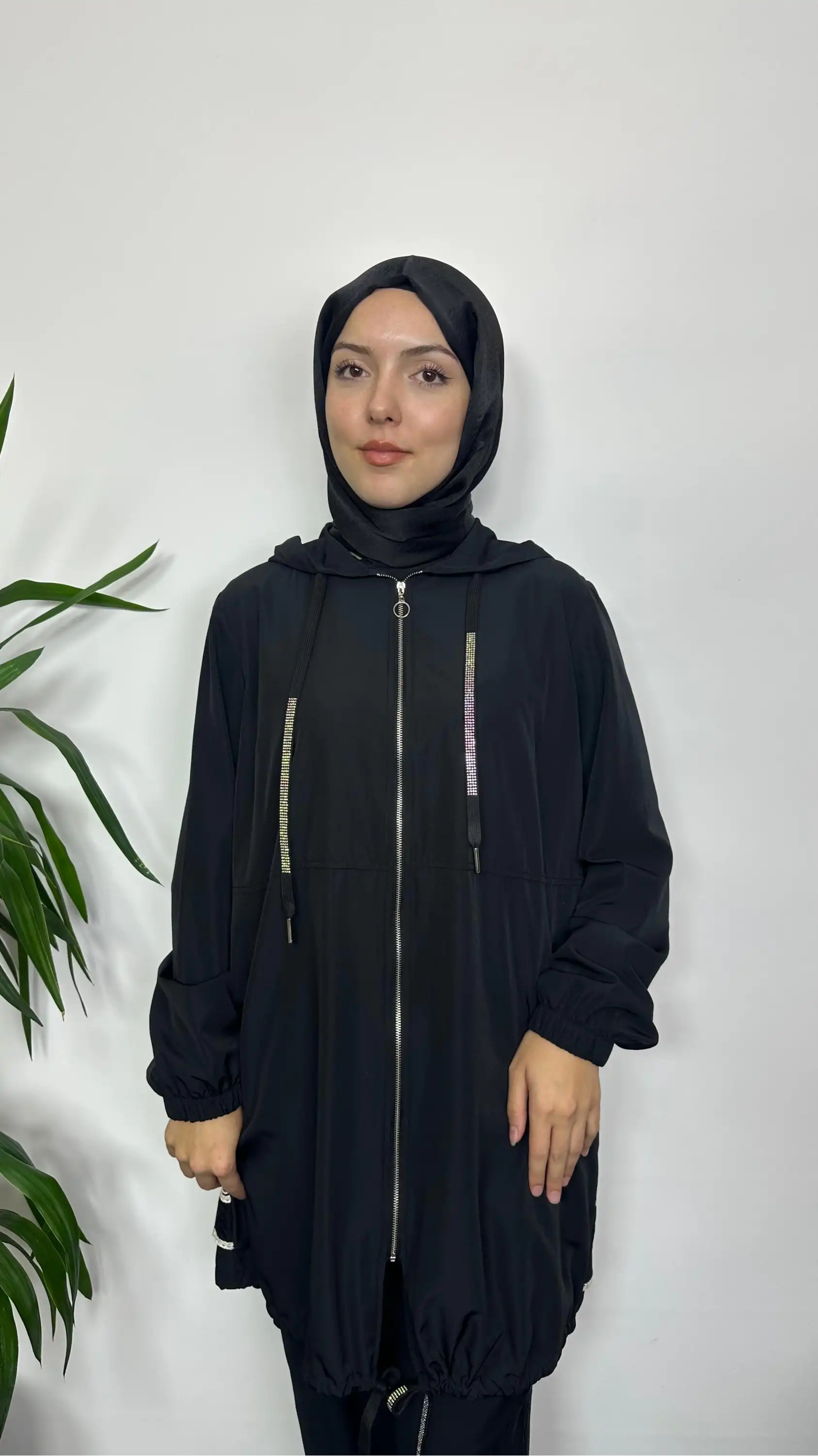 FUAT GÜRŞEN FG-25Y3615-S Siyah Renk Kap