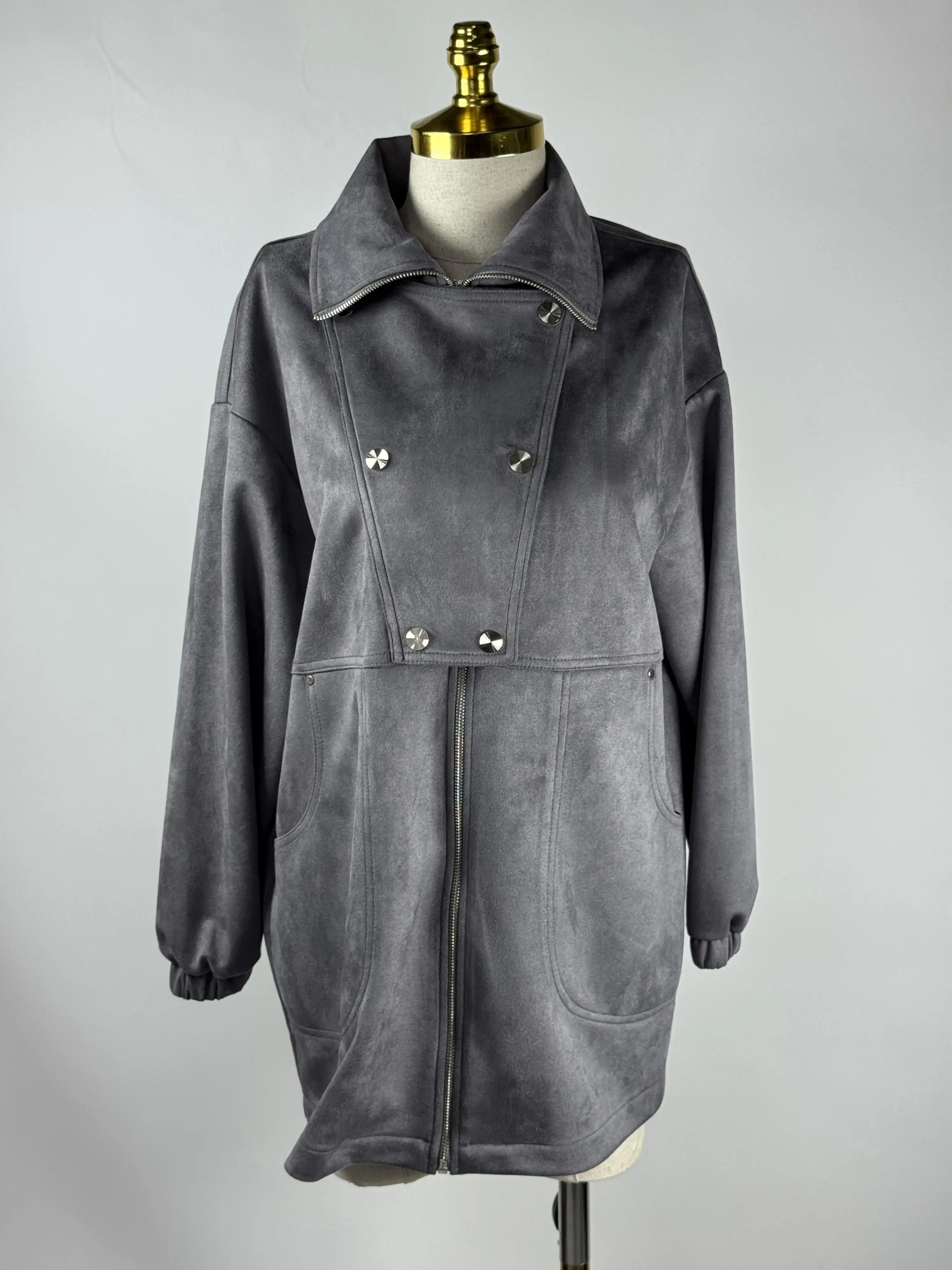 NUSS Antrasit Renk Kap