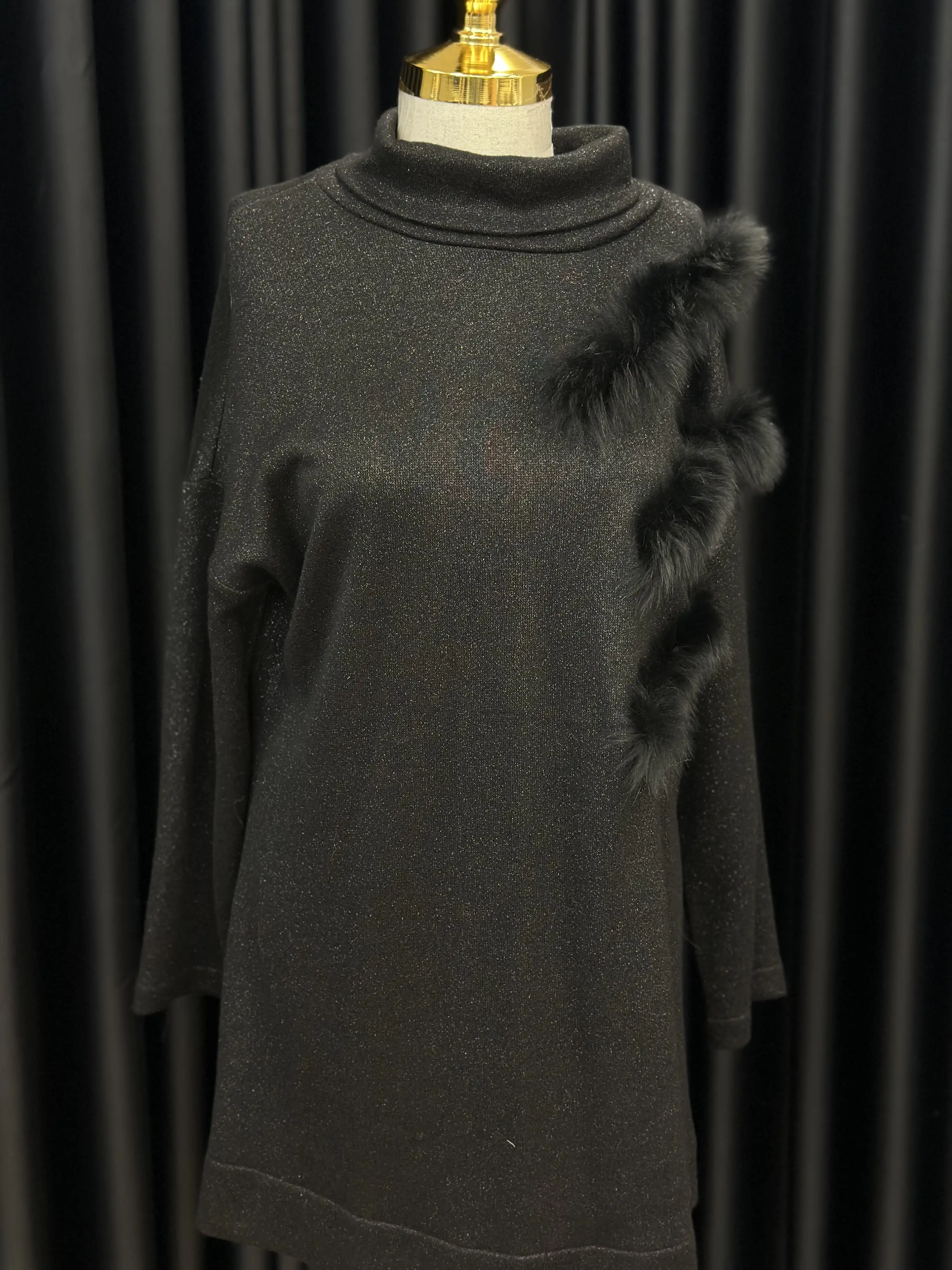 QUPRA Siyah Kazak Tunik