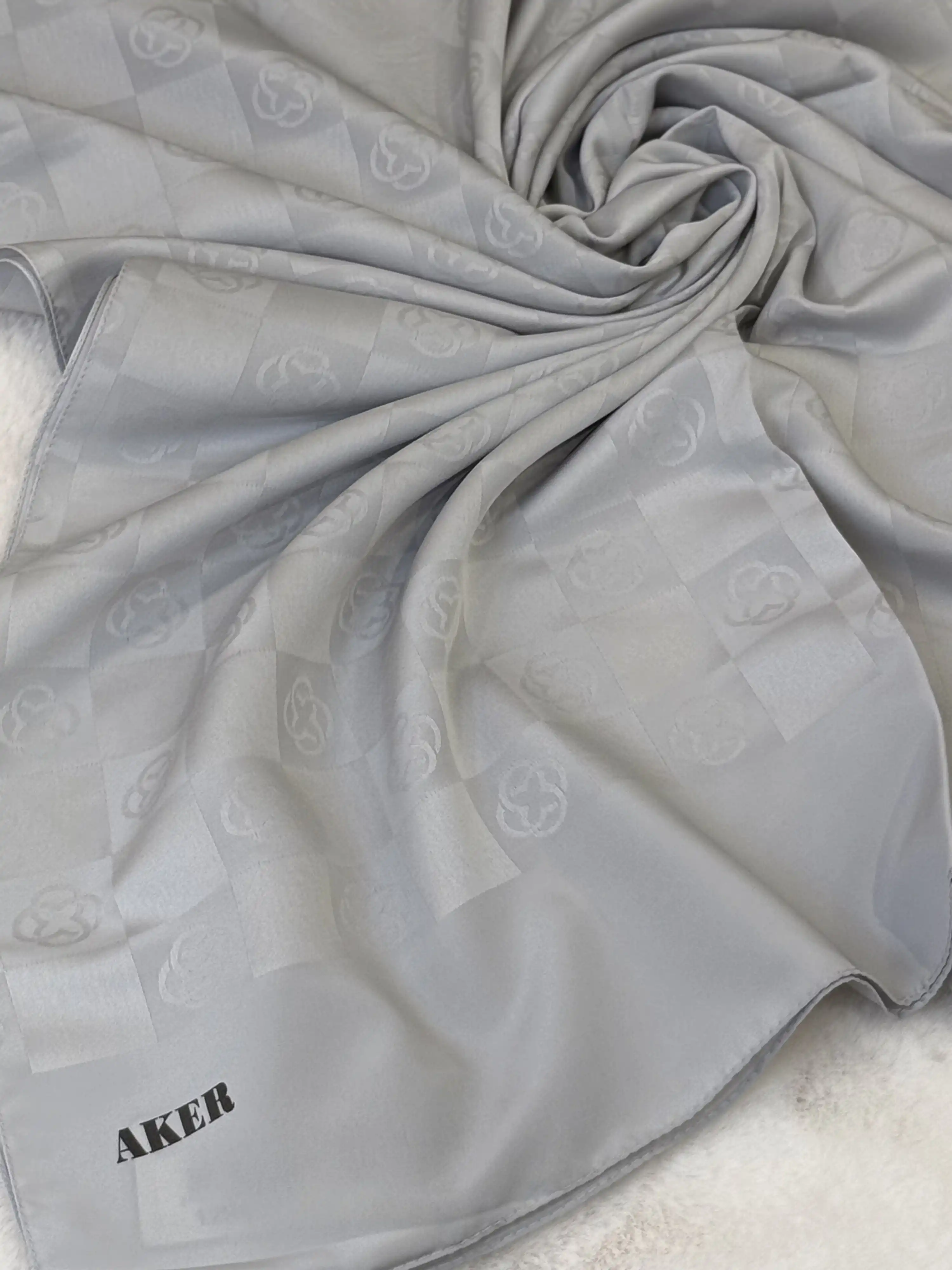 AKER AKER-1070700-971-G Açık Gri Renk Yeni Dama Monogram Şal