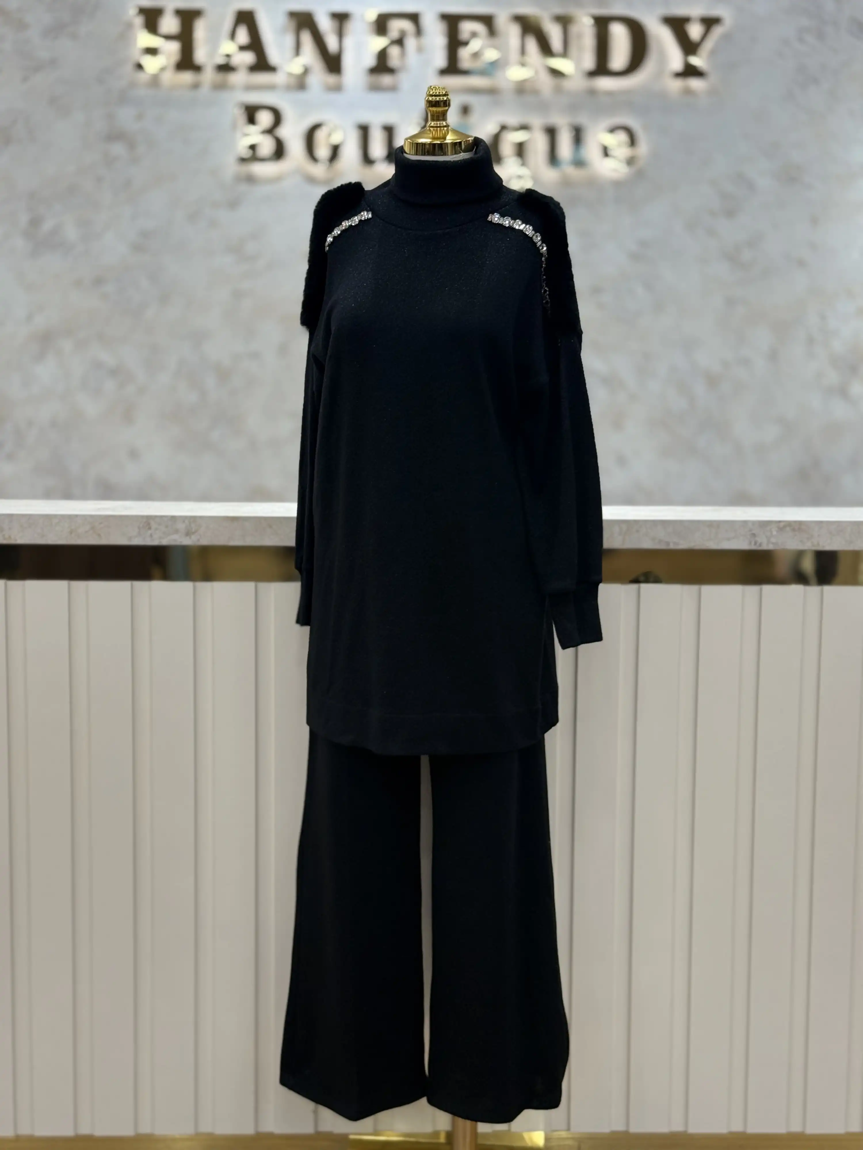 QUPRA QAZ72014-S SİYAH TAKIM