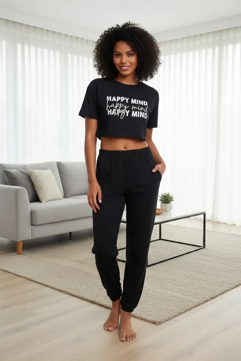 Kadın Siyah Baskılı Crop T-Shirt Pantolon Takım Rahat Günlük Spor Şık İkili Set