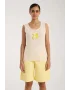 Kadın Beyaz Kurdele Detaylı Sarı Çizgili Şortlu Pijama Takımı
