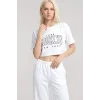 Kadın Beyaz Baskılı Crop T-Shirt Pantolon Takım %100 Pamuk Rahat 2’li Set