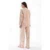 Kadın Bej Oversize Saten Pijama Takımı – Rahat Kesim Şık Ev Giyim Seti