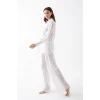 Kadın Beyaz Şeffaf Jakar Düğmeli Pijama Takımı