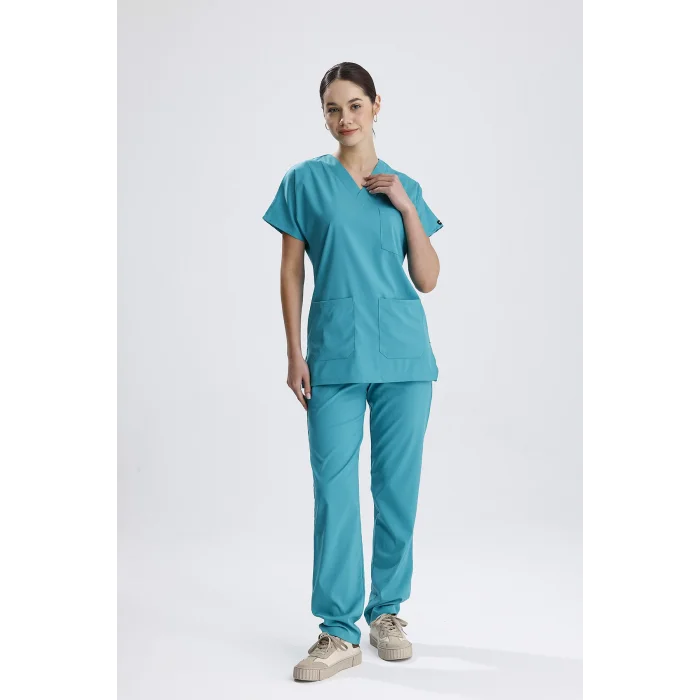 Benetton Yeşili Renk Dosaline Cerrahi Üniforma Takımı