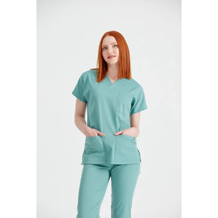 Çağla Yeşili Tek Renkli Büyük Beden Likralı Kumaş Cerrahi Takım V Yaka Forma